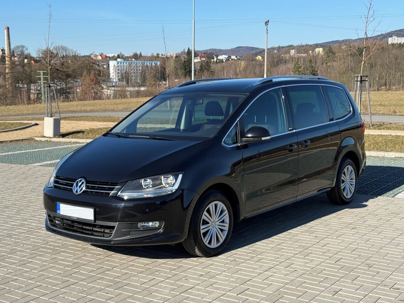 Volkswagen Sharan, 2.0TDI 103kW, 7míst, tažné,DPH