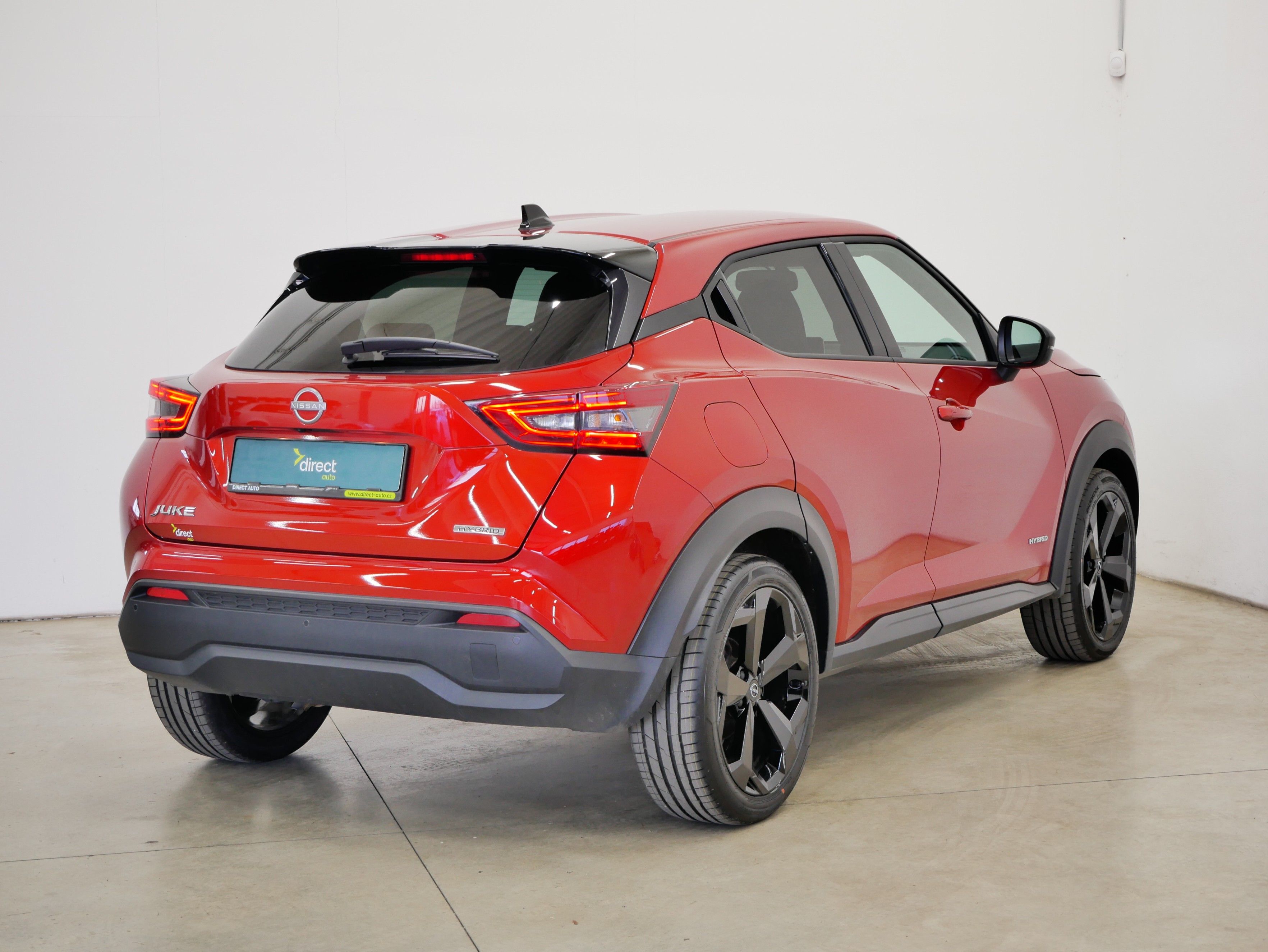 Nissan Juke, 1.6HEV 105kW AT N-Connecta - fotka 2