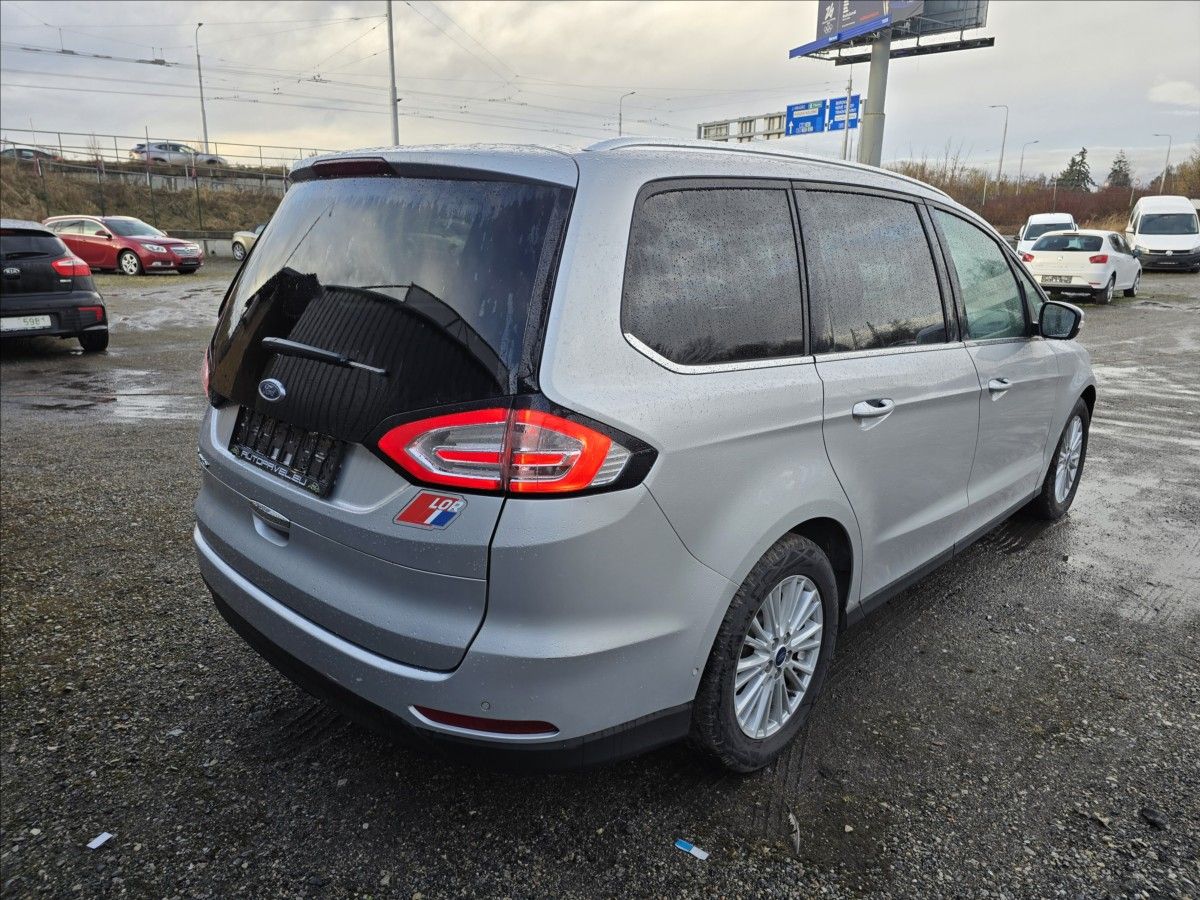Ford Galaxy, 2,0 TDCi Titanium 7 míst - fotka 5
