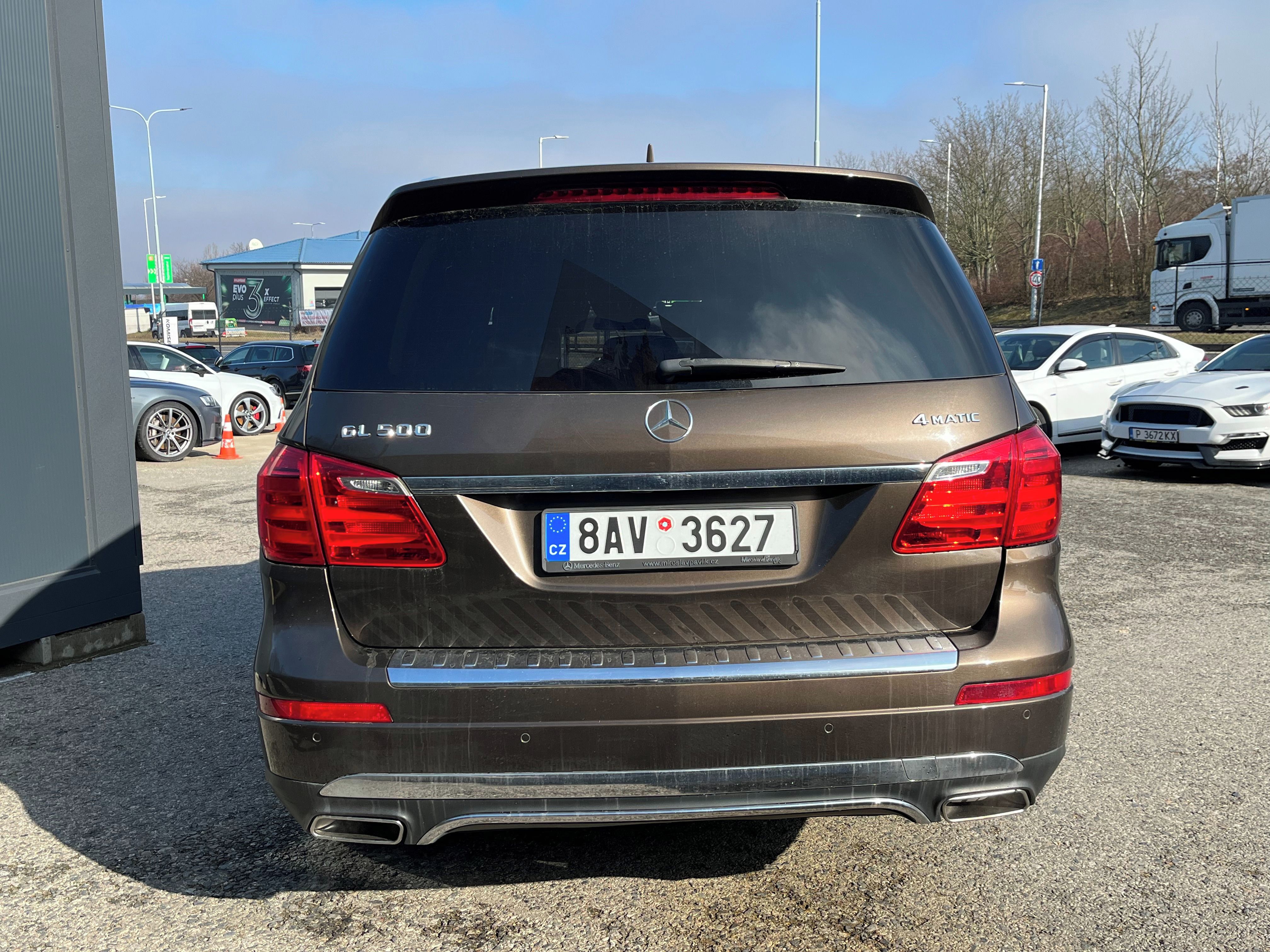 Mercedes-Benz GL, Mercedes-Benz GL 500 2014 - fotka 5