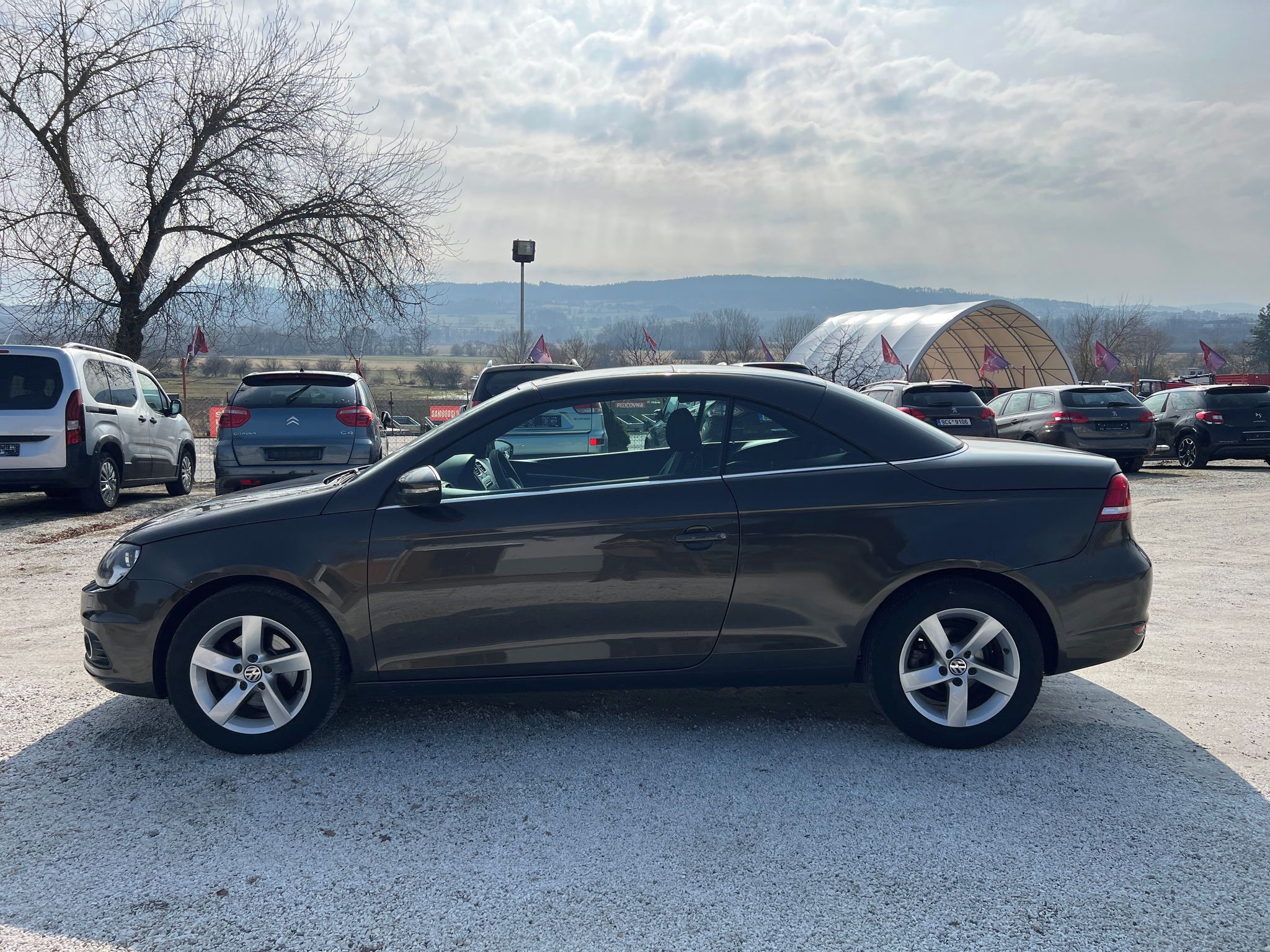 Volkswagen Eos, 1.4i 16V - fotka 4