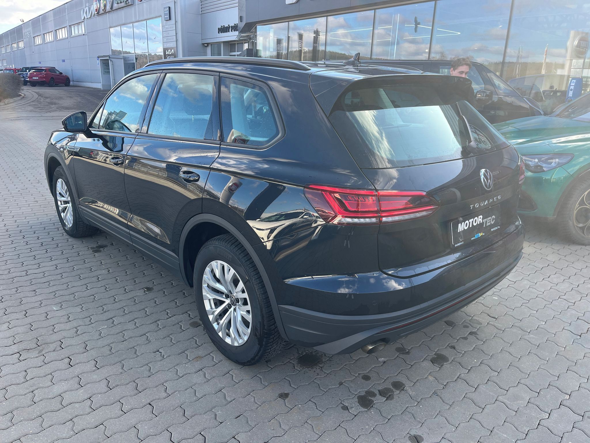 Volkswagen Touareg, V6 3.0 TDI 170kW 4MOTION 8TT - fotka 4