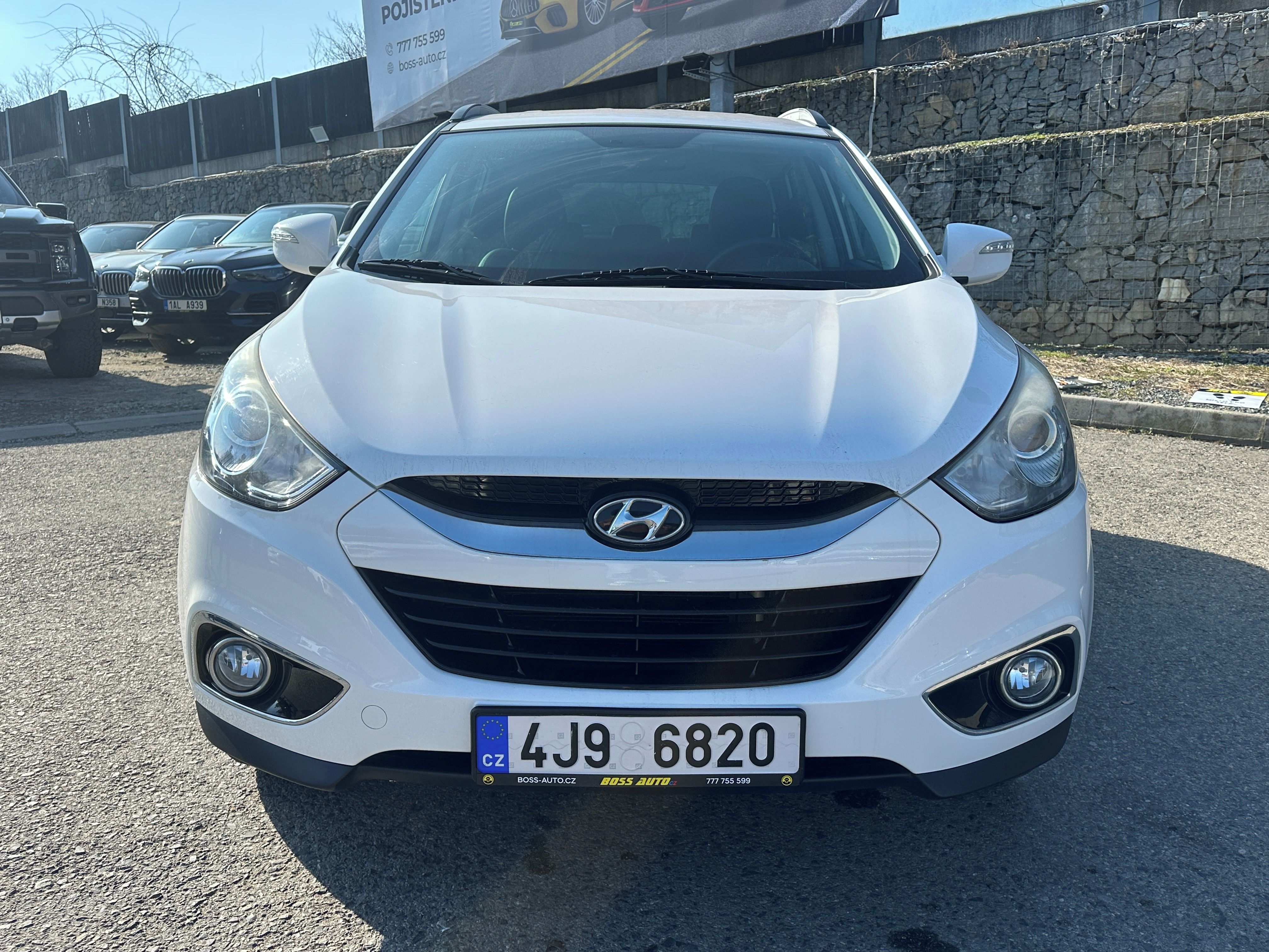 Hyundai ix35, Hyundai IX35 2012 - fotka 2