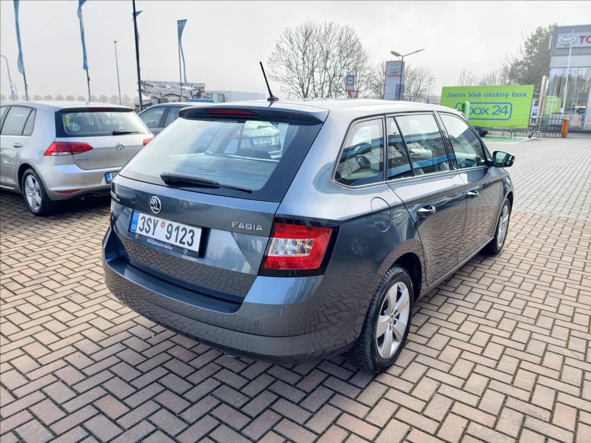 Škoda Fabia, 1,0 MPi Style - fotka 5