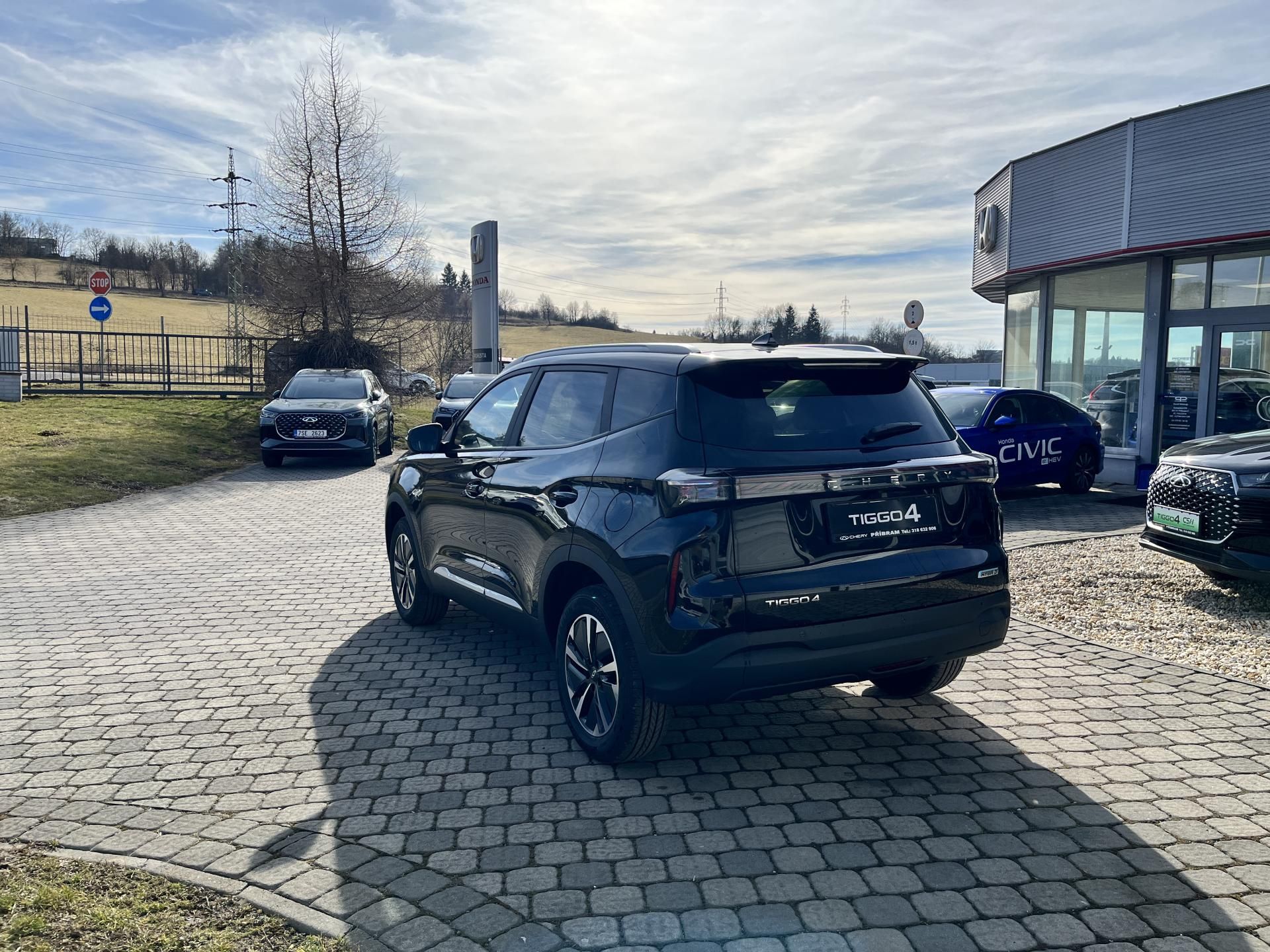 Chery Tiggo 4 HEV, 1,5 HEV UNIQUE !AKCE PB! - fotka 4