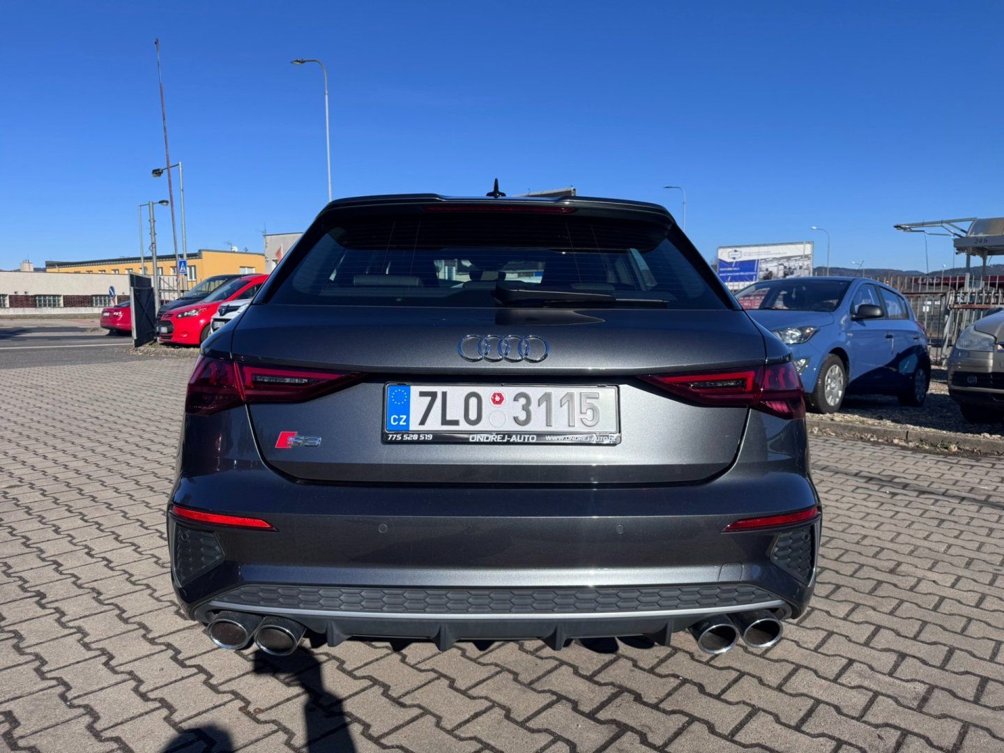 Audi S3, QUATTRO 2,0 TFSI 228 KW 1 MAJ - fotka 4