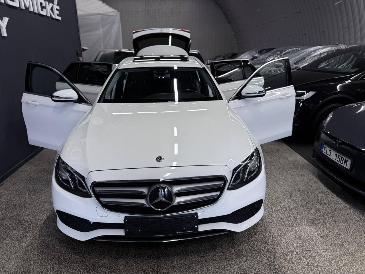 Mercedes-Benz Třídy E, 220D,143KW,TZ, adaptivní tempo