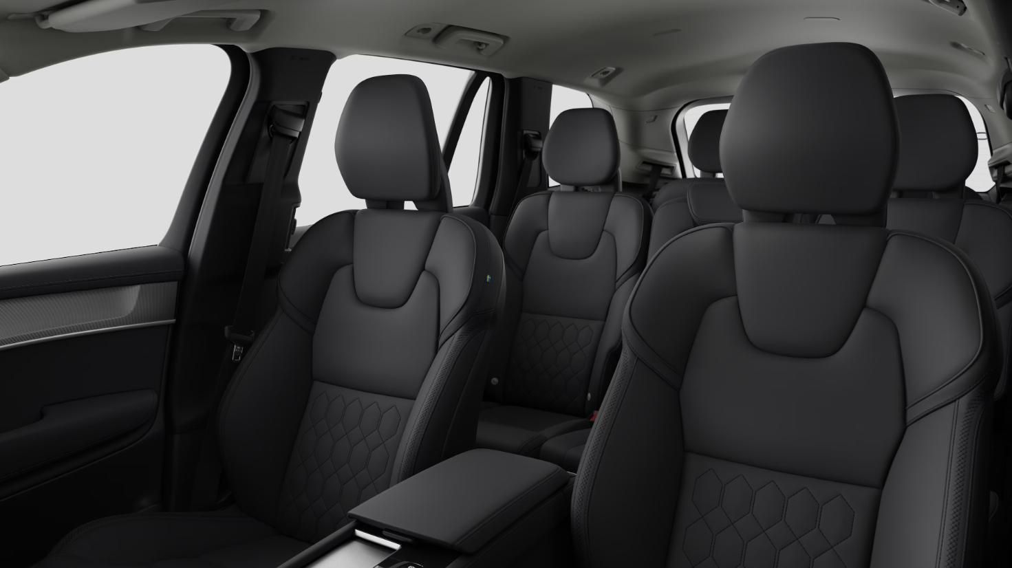 Volvo XC90, B5 AWD CORE 7míst AUT - fotka 3