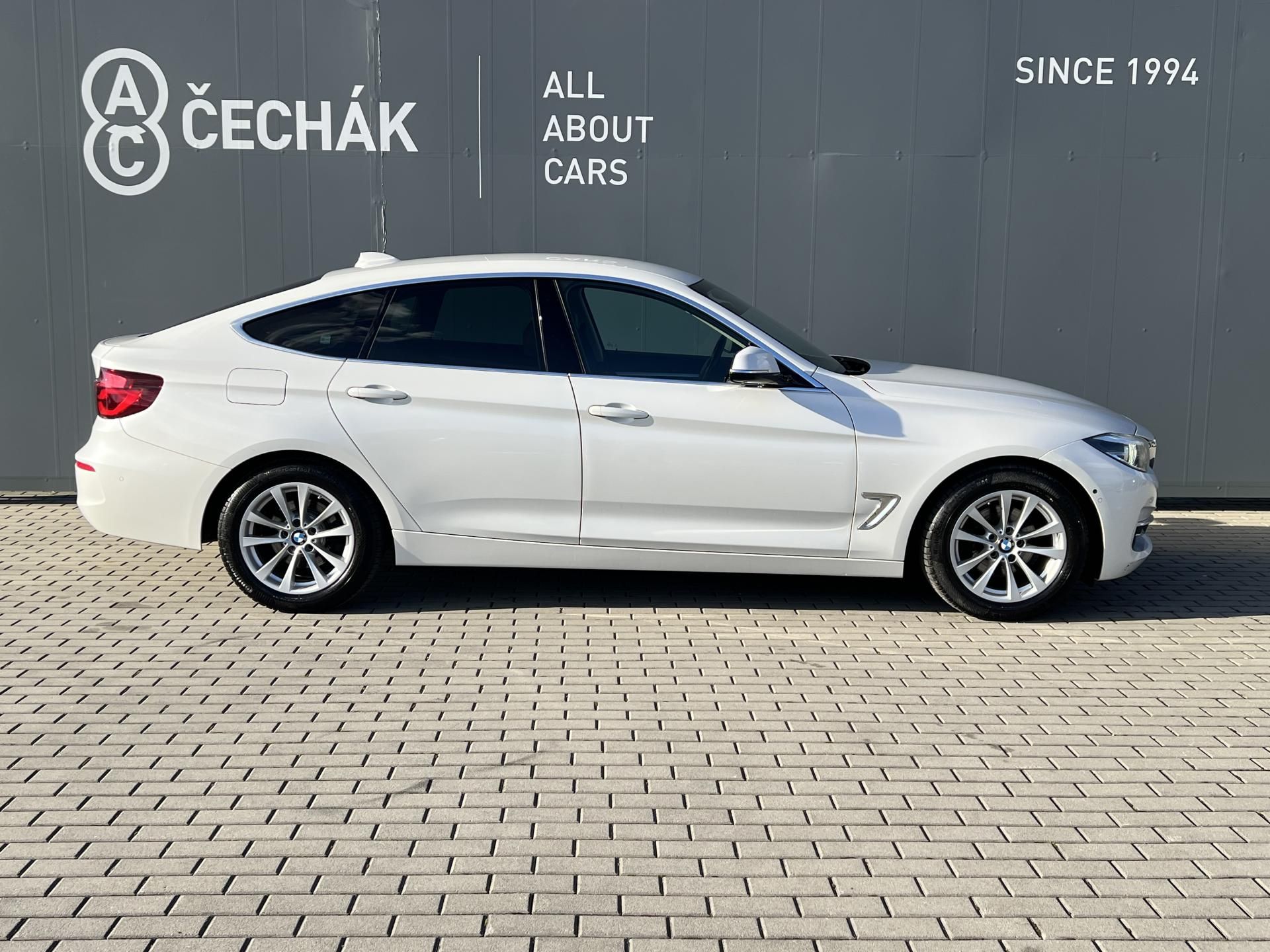BMW Řada 3, GT*140kW*xDrive*DPH*Kamera - fotka 4