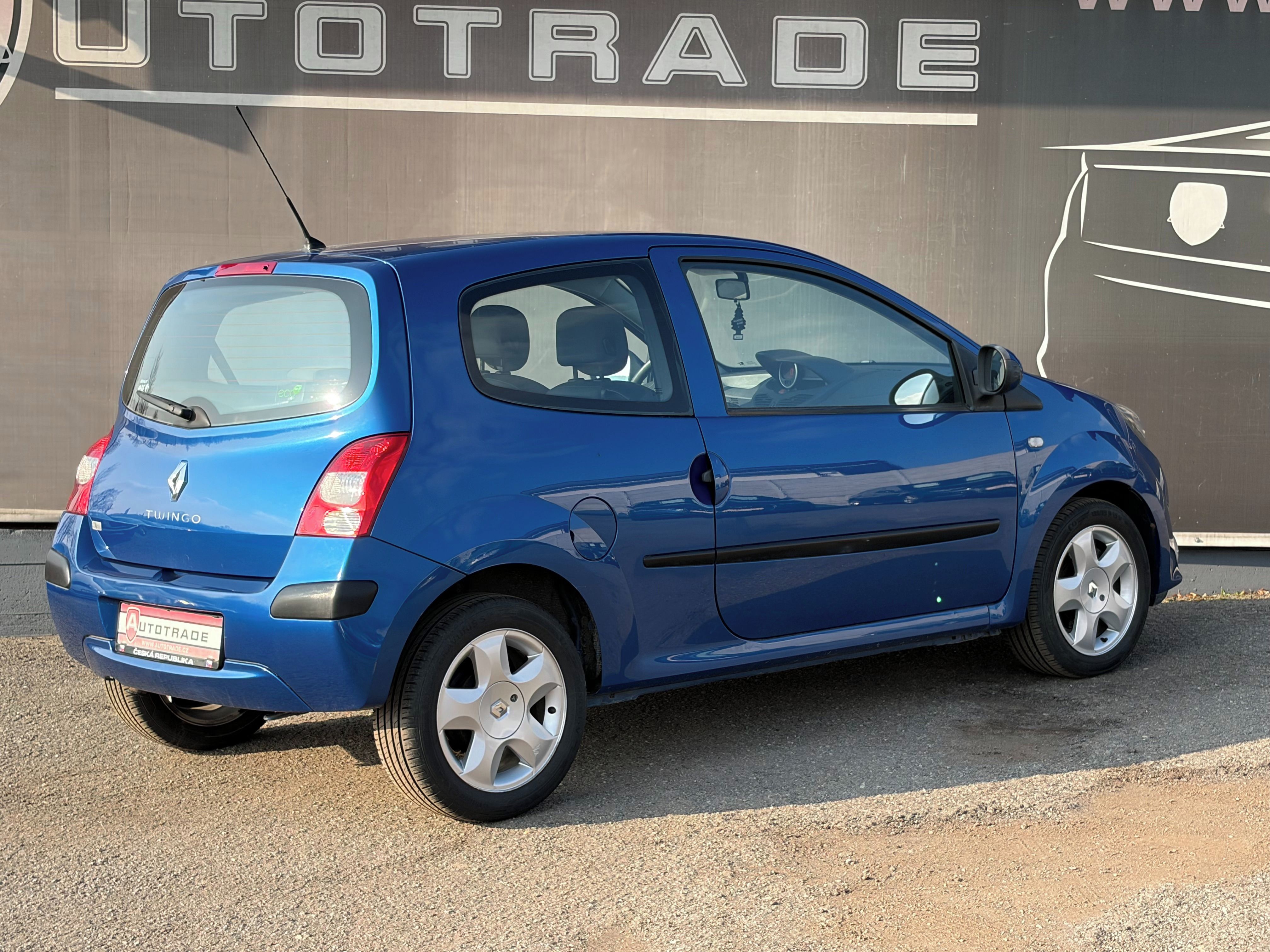 Renault Twingo, 1.2i 56kW, KLIMA, 2x kola - fotka 4