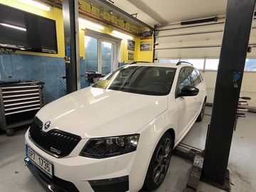 Škoda Octavia 3 rs 2.0 TDI