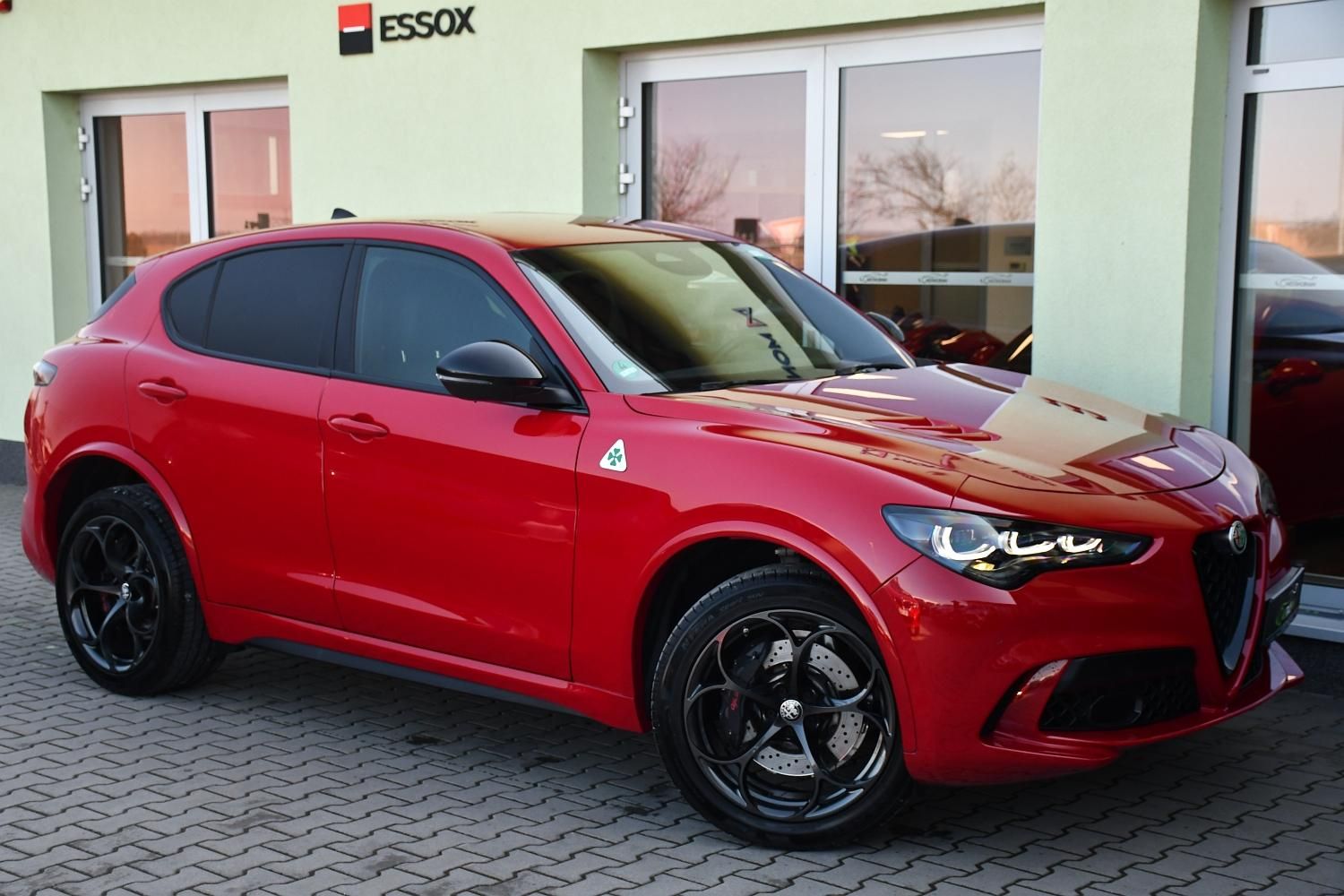 Alfa Romeo Stelvio, 2.9V6 Bi-T.382 kW QUADRIFOGLIO - fotka 2