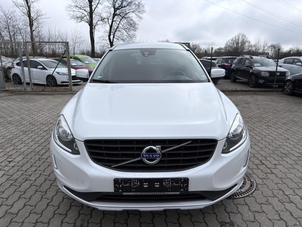 Volvo XC60, 2.0 D3 110 kW OCEAN RACE - fotka 2