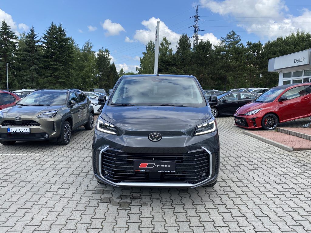 Toyota Proace Verso, 2.0 Diesel L2 6MT Family - fotka 3