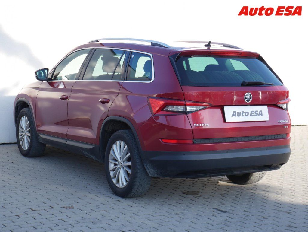 Škoda Kodiaq, 2.0TDi 4x4,Style,DSG,LED - fotka 6