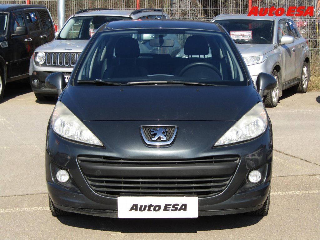Peugeot 207, 1.4 i,ČR,AC,el. výbava - fotka 2