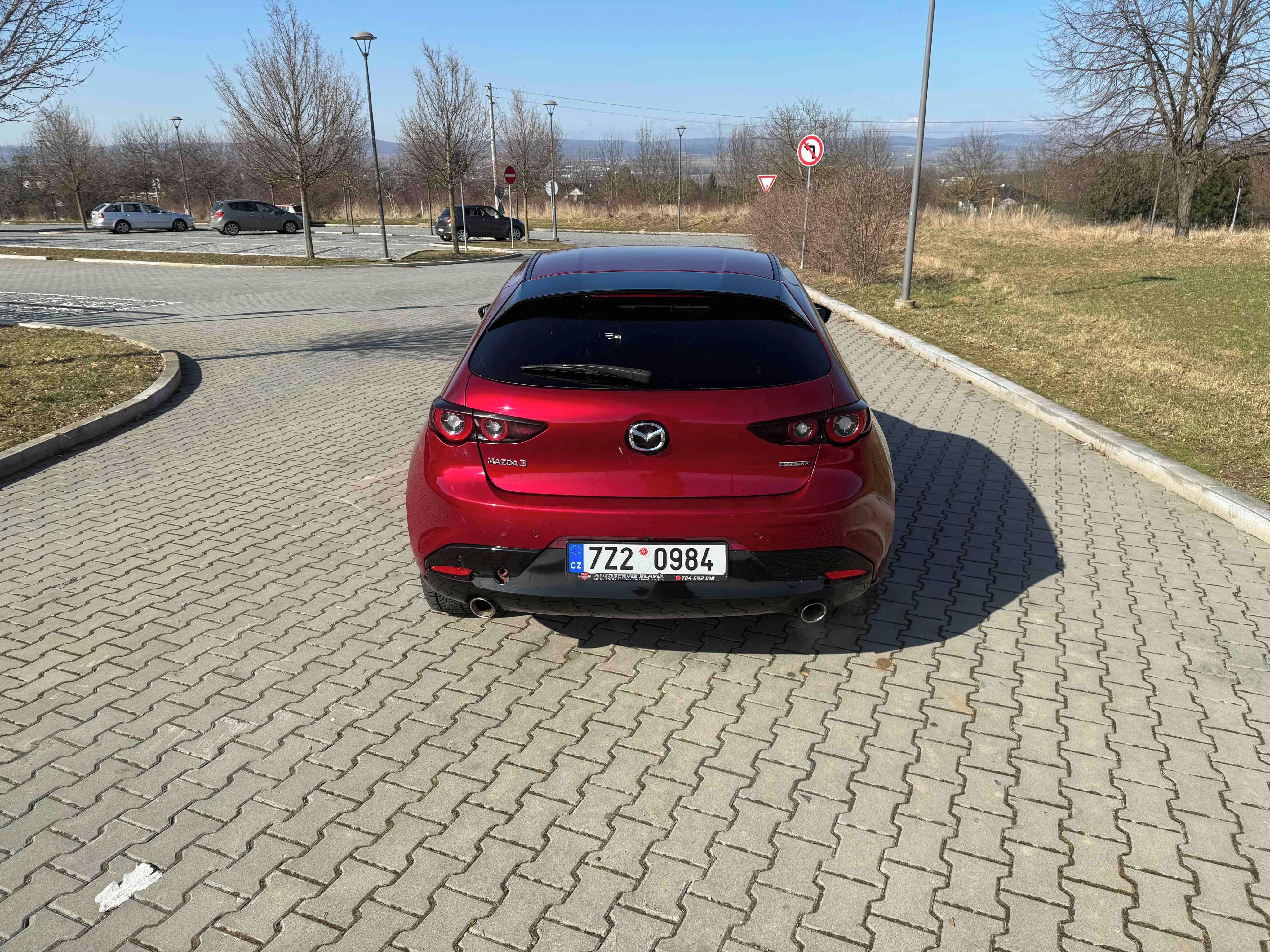 Mazda 3 - fotka 6