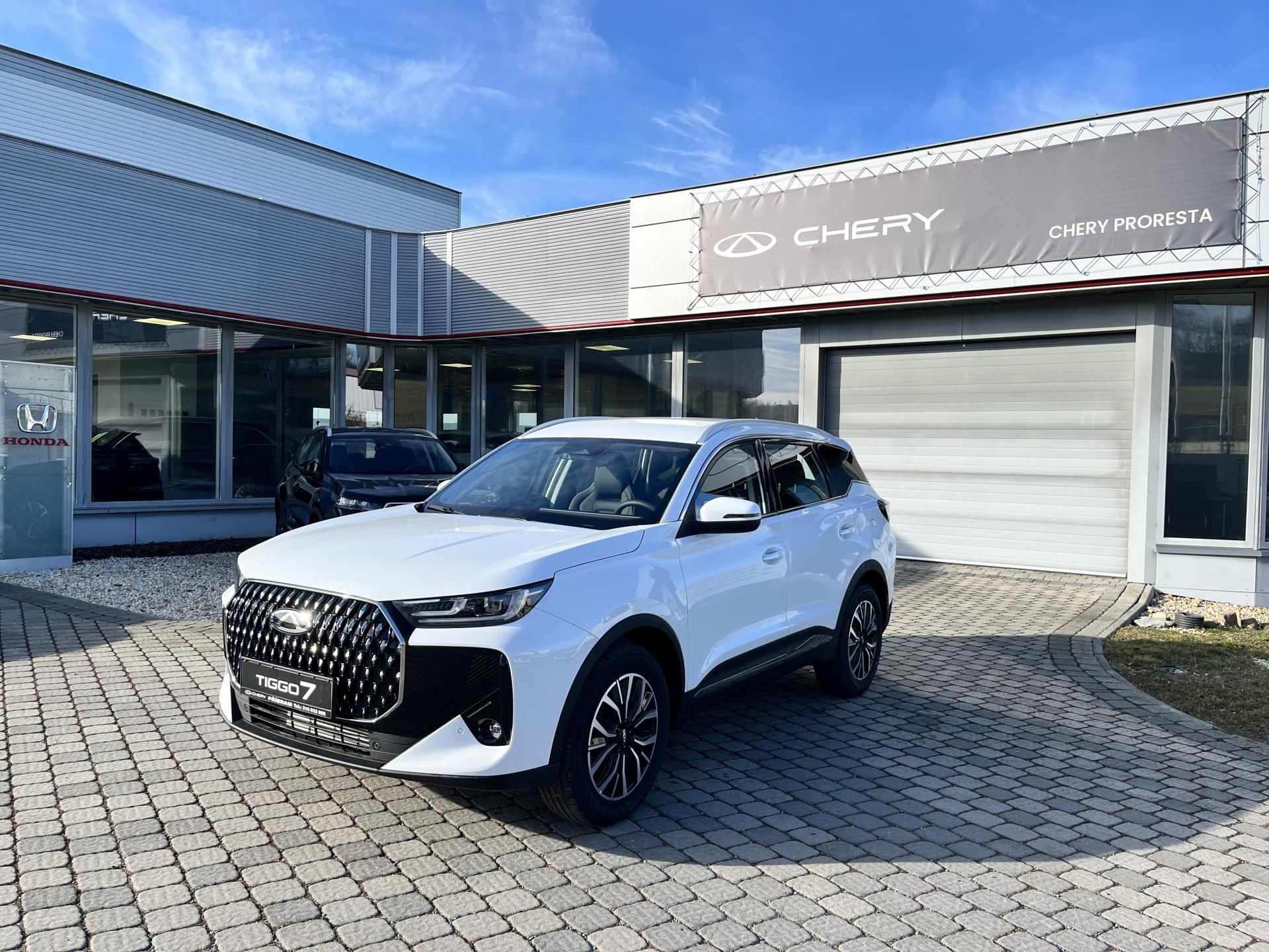 Chery Tiggo 7, 1,6 ICE LUXURY !AKCE PB! - fotka 2