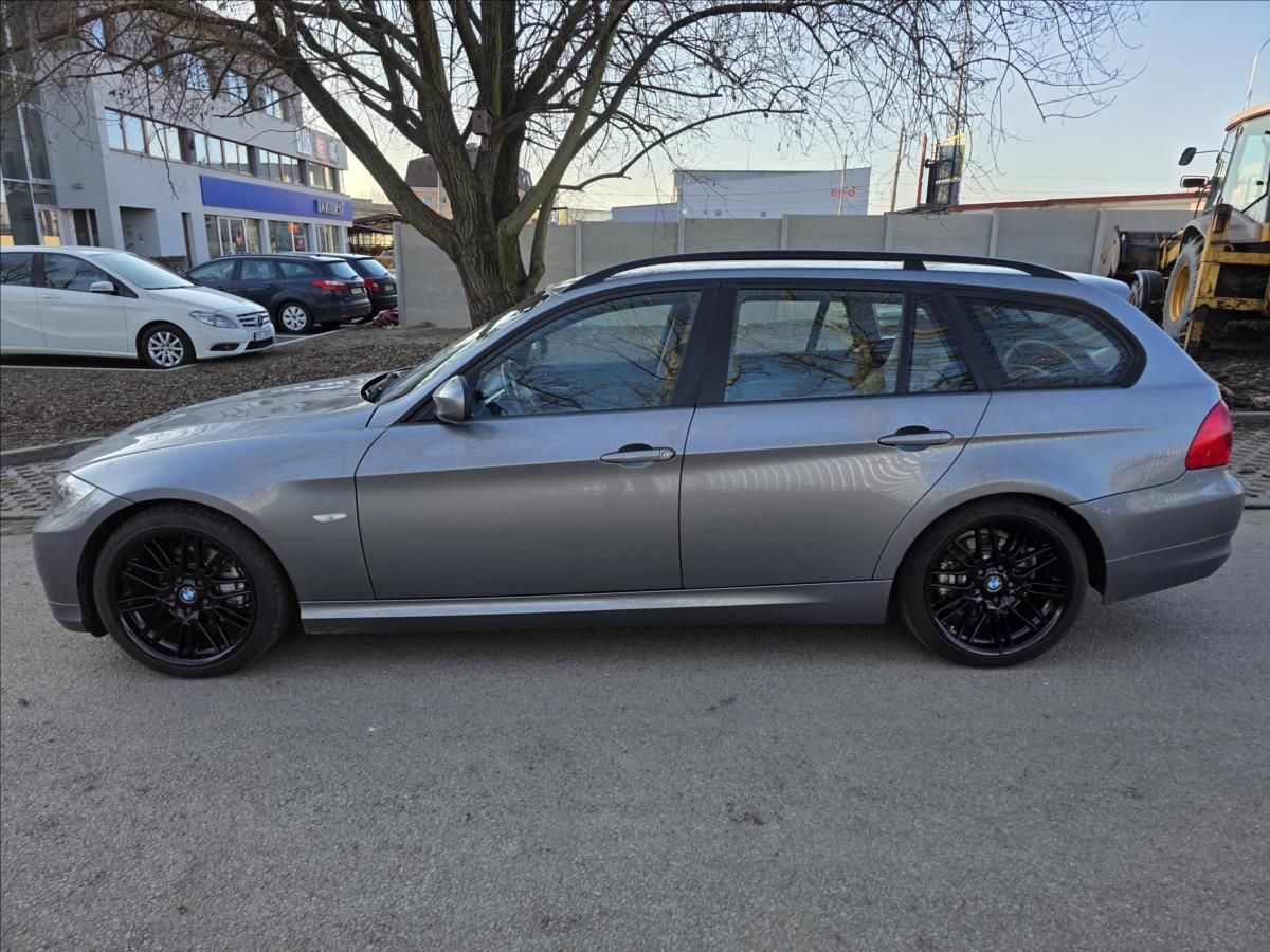 BMW Řada 3, 2,0 105KW 2XALU KOLA PĚKNÝ STA - fotka 3