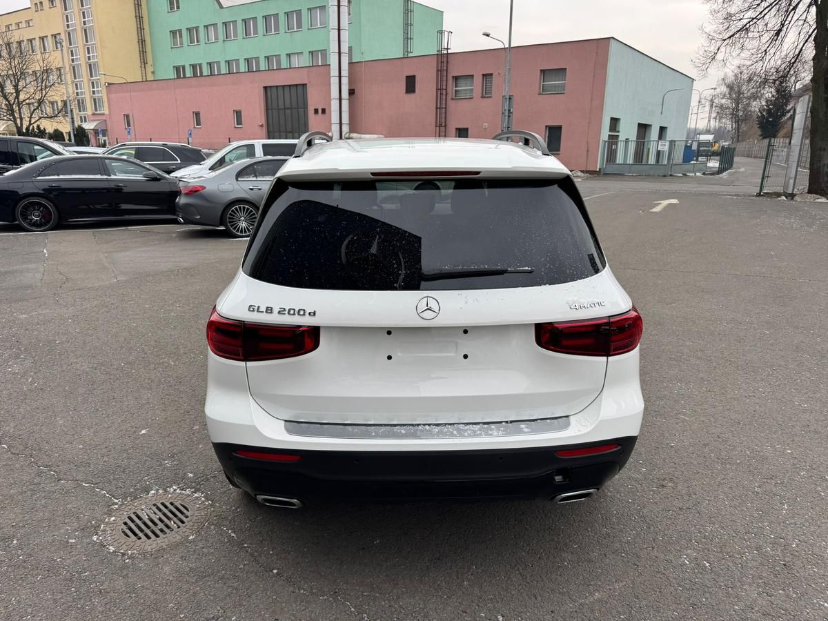 Mercedes-Benz GLB, 200 d 4MATIC - fotka 6