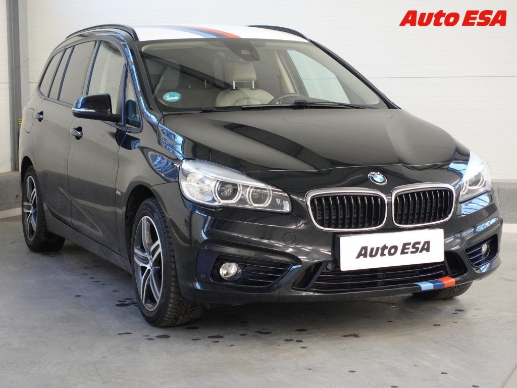 BMW Řada 2, 2.0d 220d xDrive,AT,navi