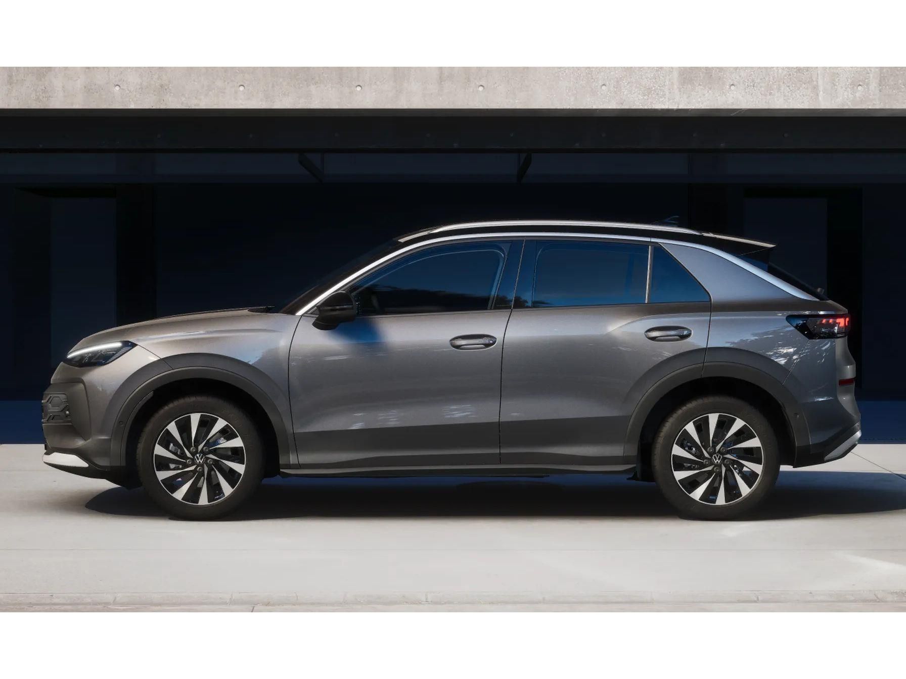 Volkswagen T-Roc, 1.5 eTSi / 85 kW - fotka 2