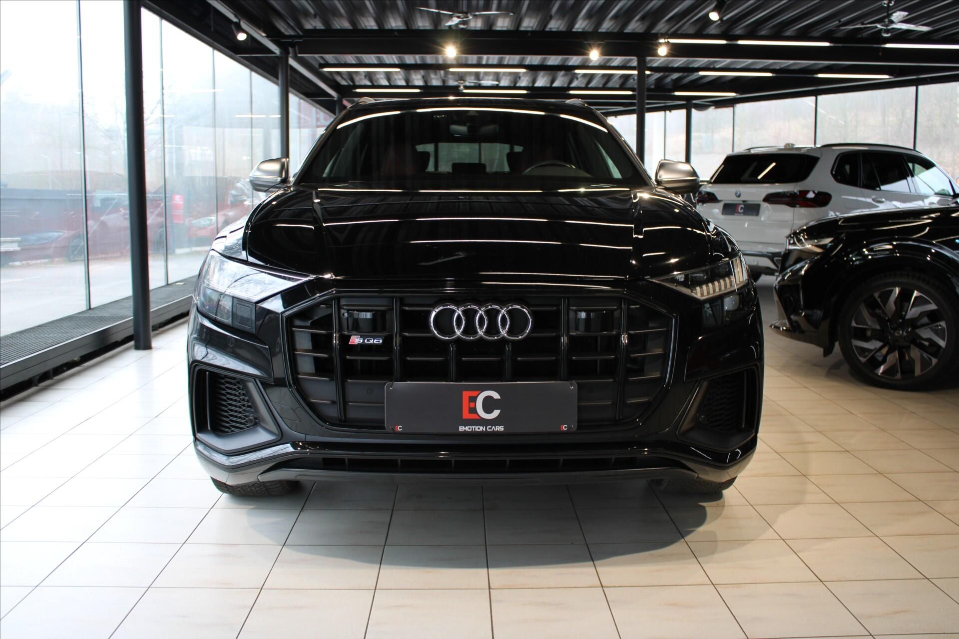 Audi SQ8, 320 kW quattro - fotka 2