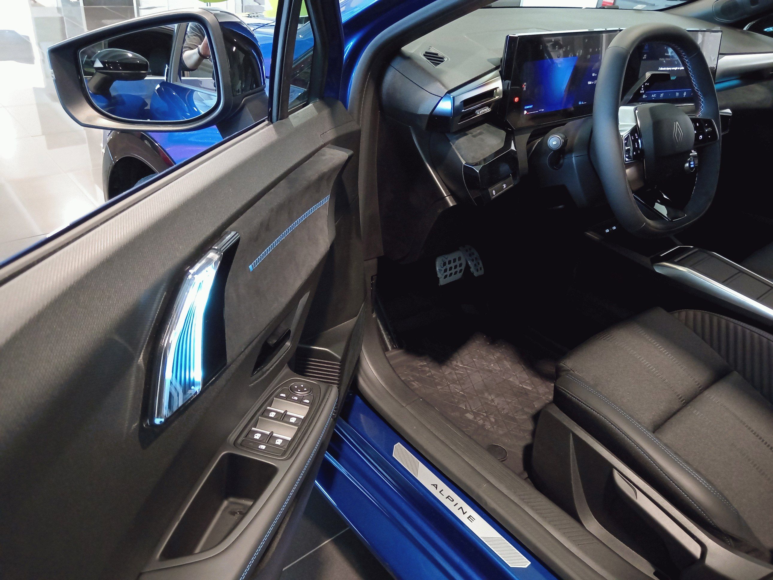 Renault Clio, esprit Alpine full hybrid E-Te - fotka 4