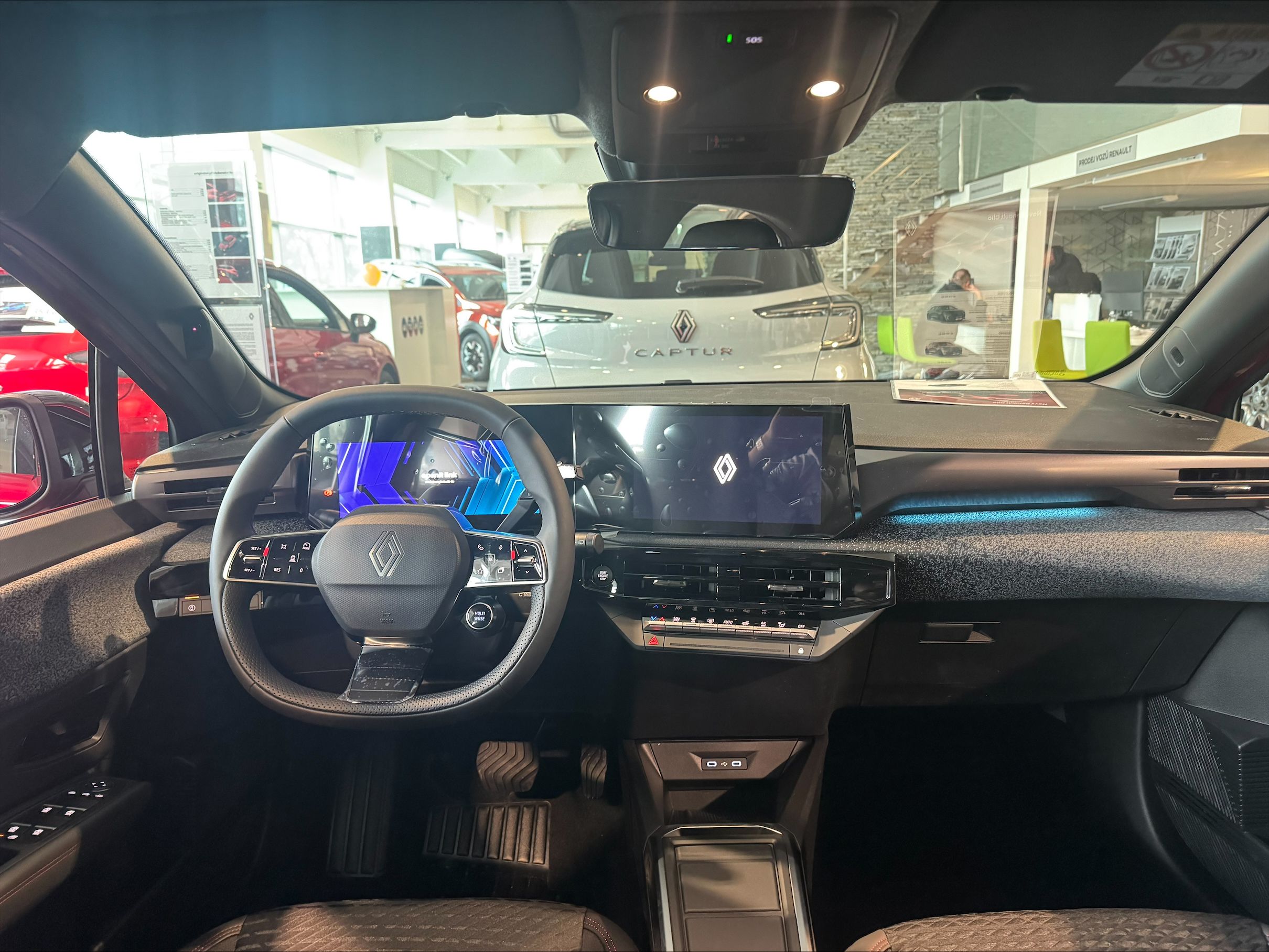 Renault Clio, techno full hybrid E-Tech 160 - fotka 4
