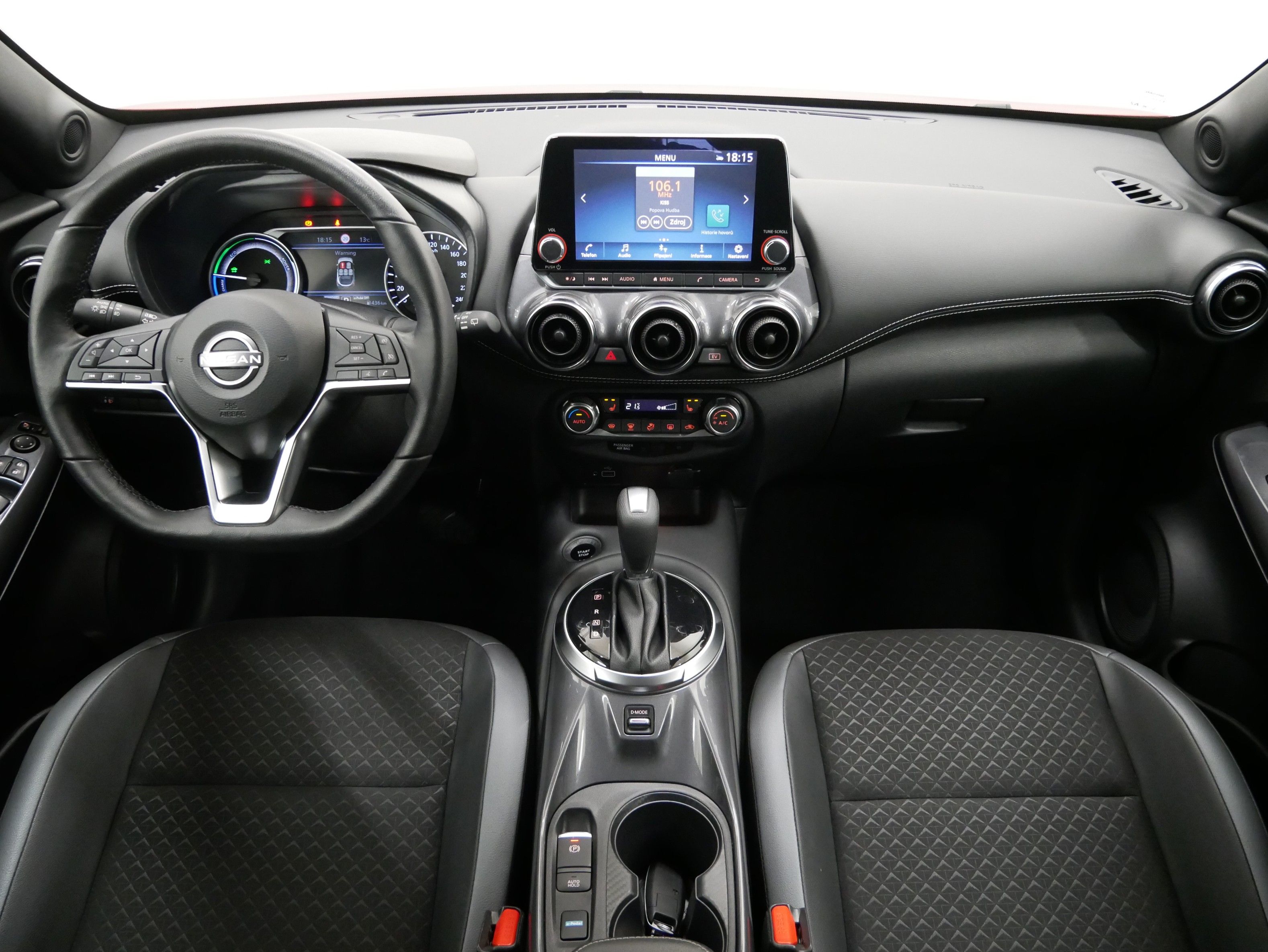 Nissan Juke, 1.6HEV 105kW AT N-Connecta - fotka 5