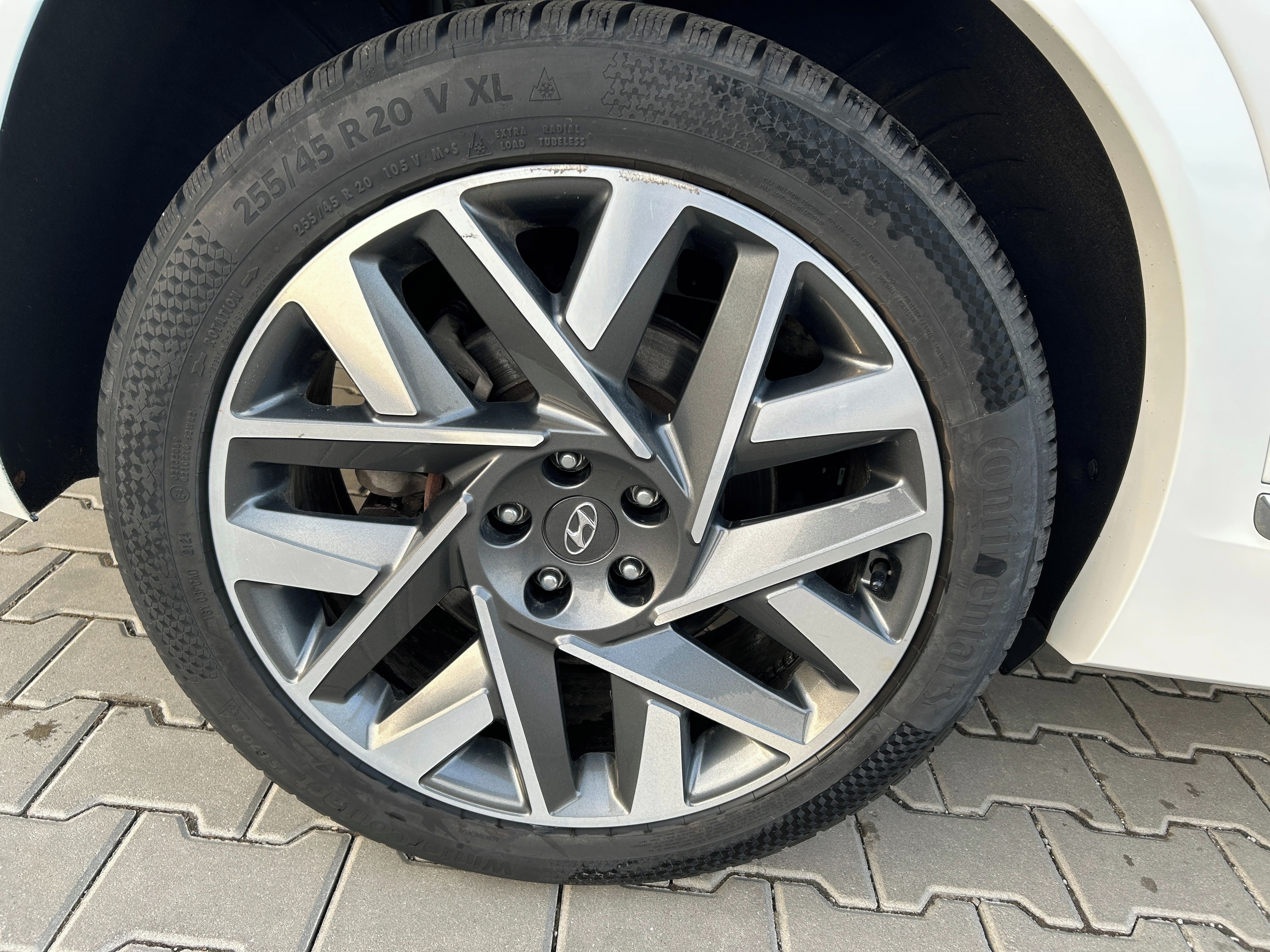 Hyundai Santa Fe, 22 5s 2,2 D DCT 4x4 Luxury Pan - fotka 6