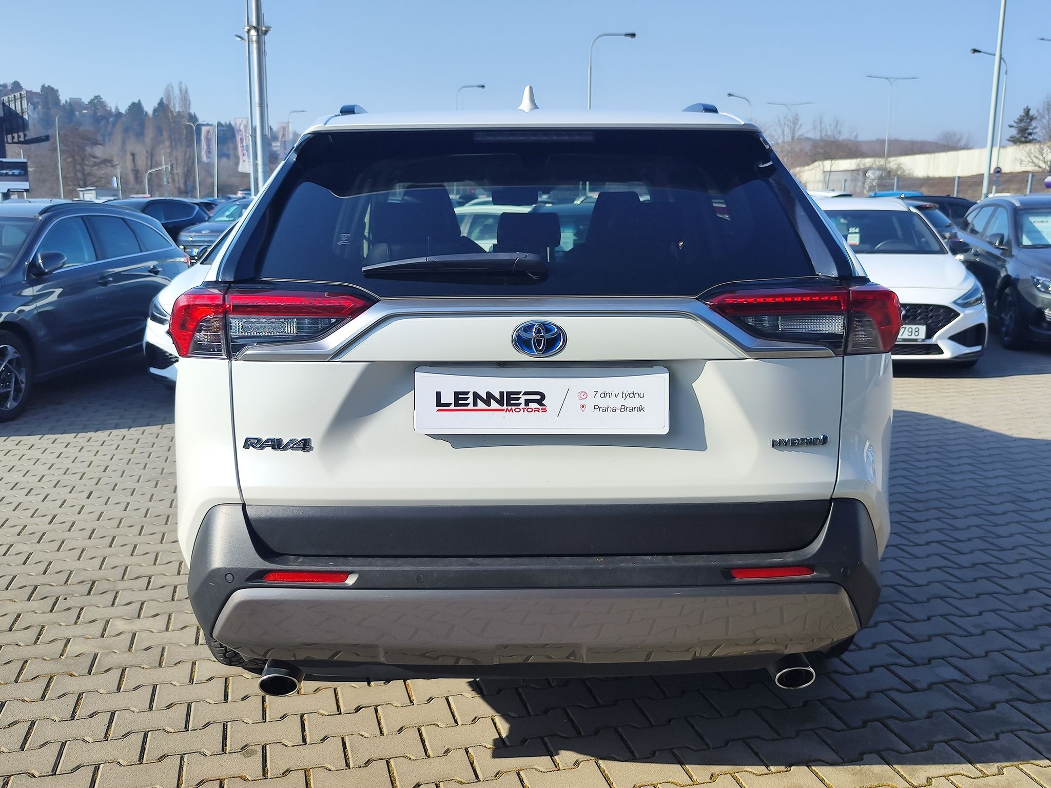 Toyota Rav4, 2.5 HEV/163kW Executive e-CVT - fotka 6
