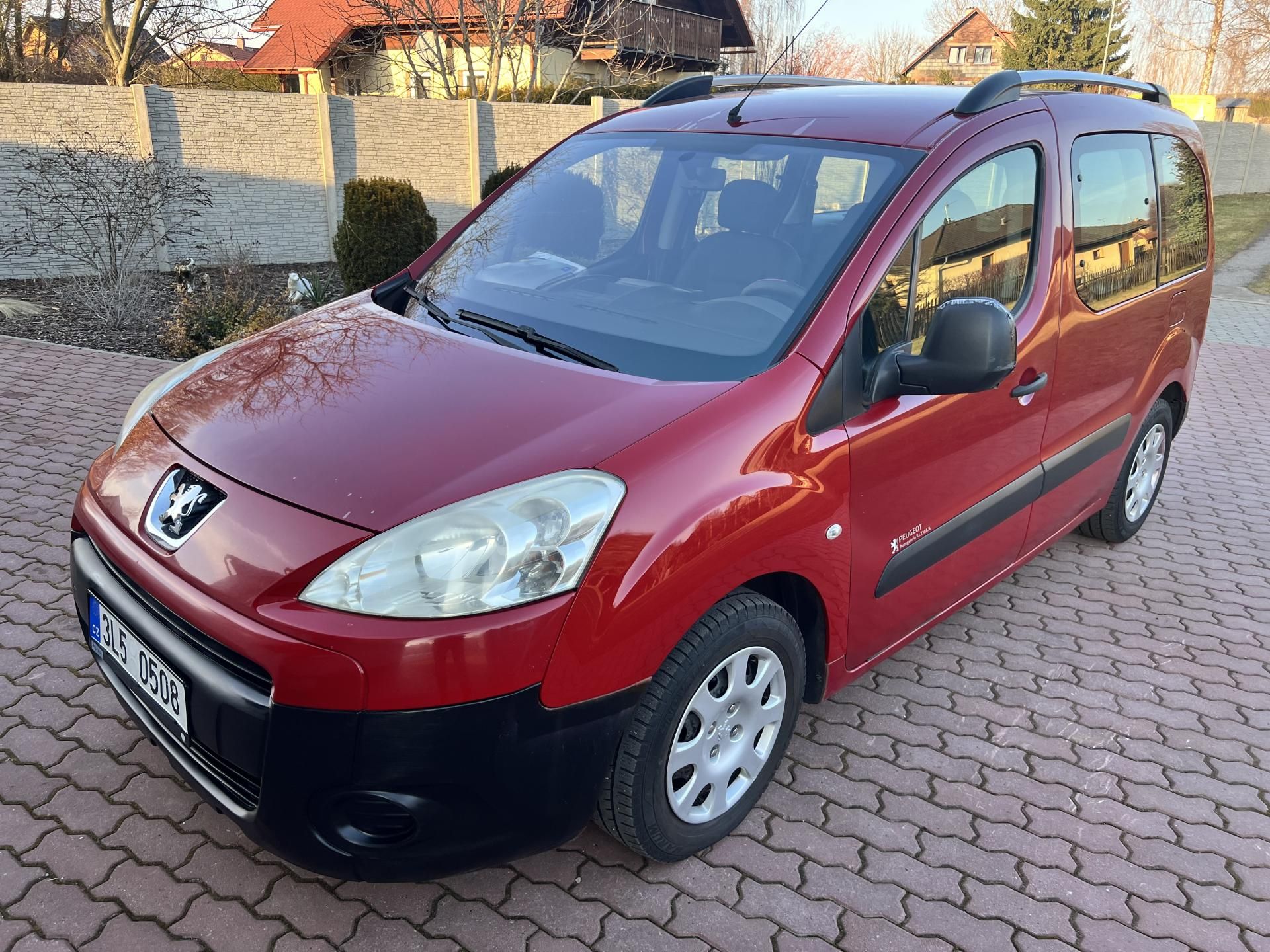 Peugeot Partner Tepee, 1.6HDI 55KW,KLIMA,ŠOUPAČKY,TZ - fotka 3