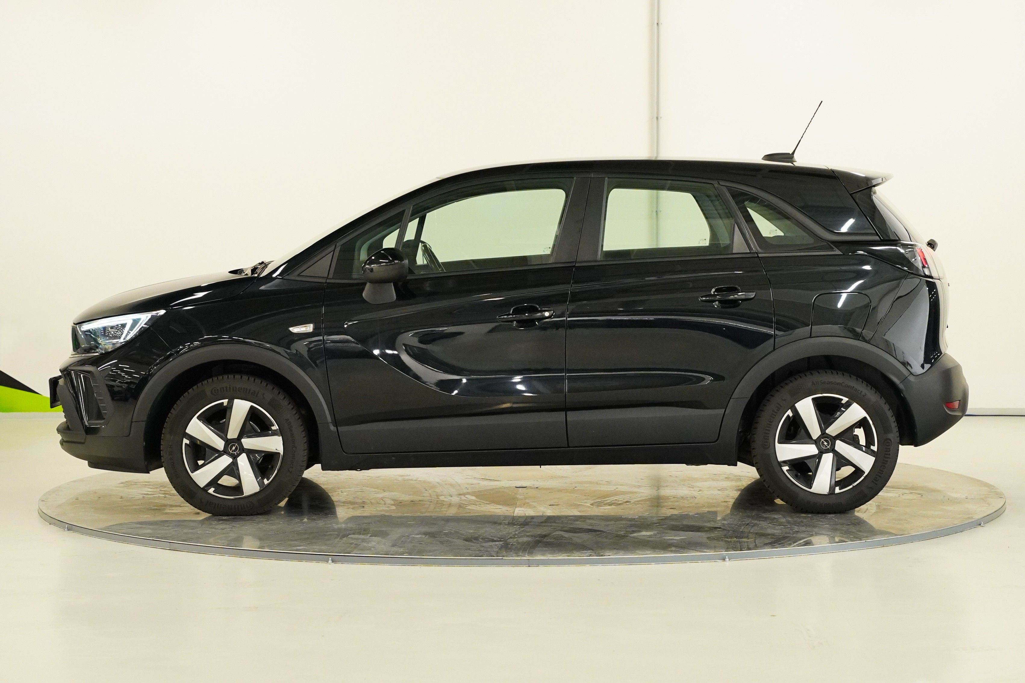 Opel Crossland, 1.2i 61 kW Edition - fotka 3