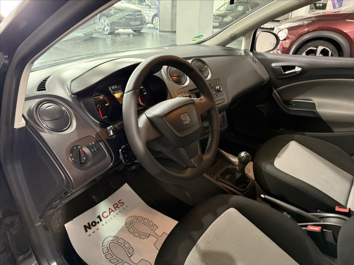 Seat Ibiza, 1,6   TDI 66KW STK 02/28 ALU - fotka 6