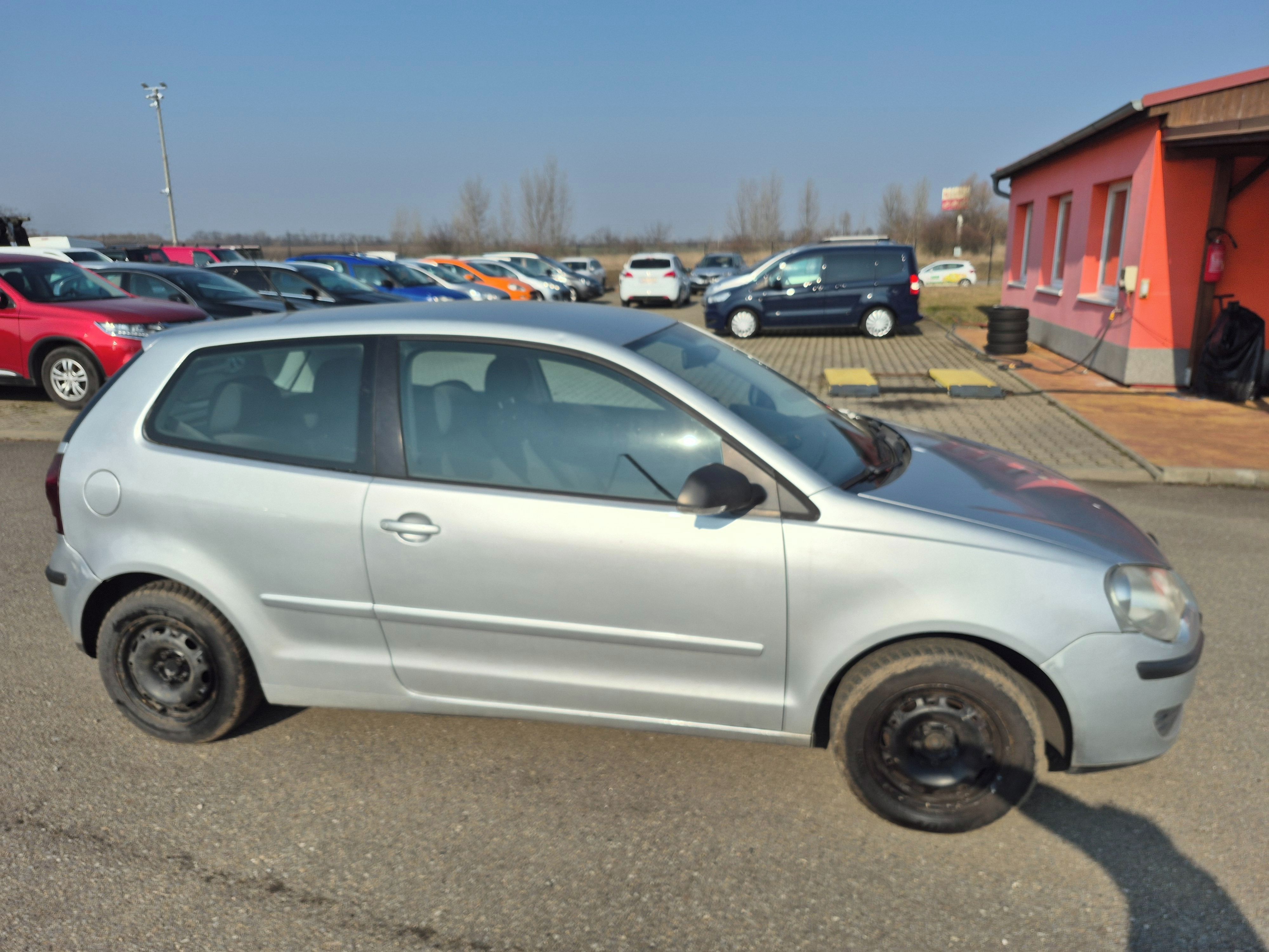 Volkswagen Polo, 1,2i, 51kW, klima - fotka 6