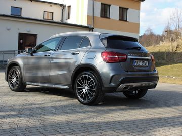 220D AMG 4MATIC 130KW
