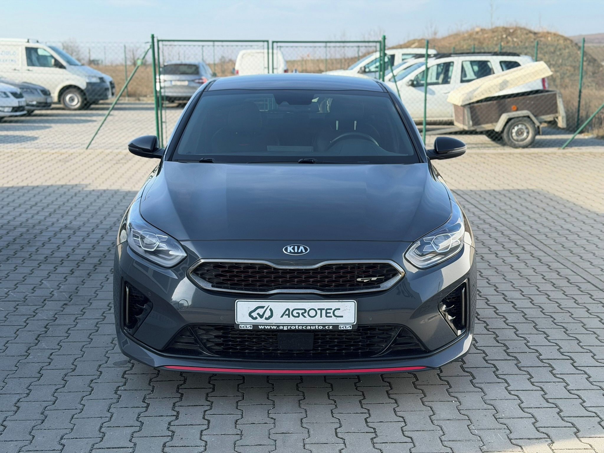 Kia ProCeed, 1.6 T-GDI 150 kW GT - fotka 2