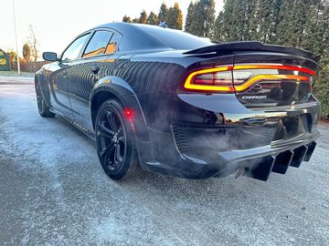 5.7L Wide Body