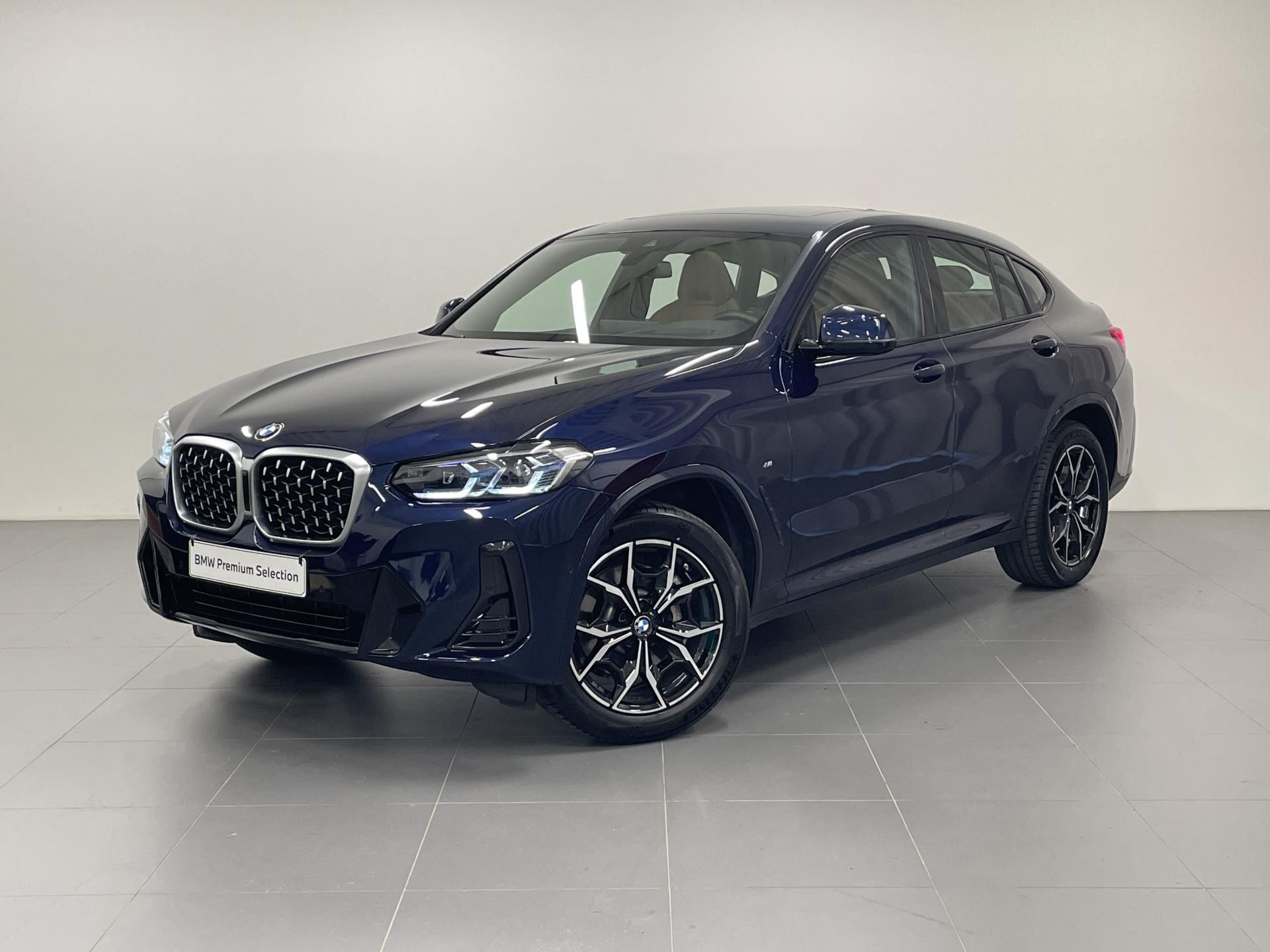 BMW X4, X4 xDrive30D M-Paket Tažné Las