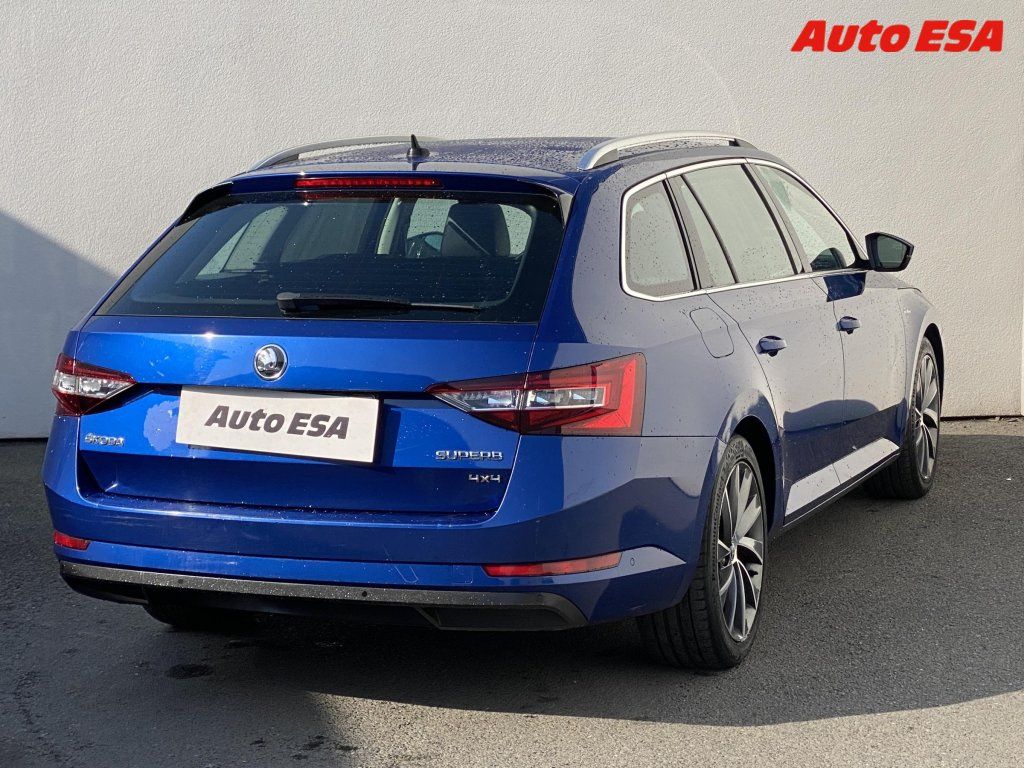 Škoda Superb, 2.0TDI 4x4,ČR,L&K,DSG - fotka 4