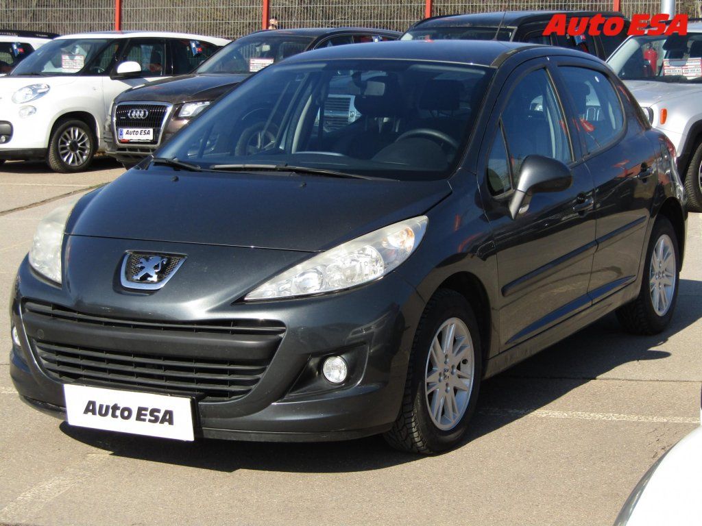 Peugeot 207, 1.4 i,ČR,AC,el. výbava - fotka 3
