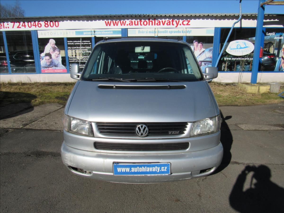 Volkswagen Caravelle, 2,5 TDI 75kW - fotka 2