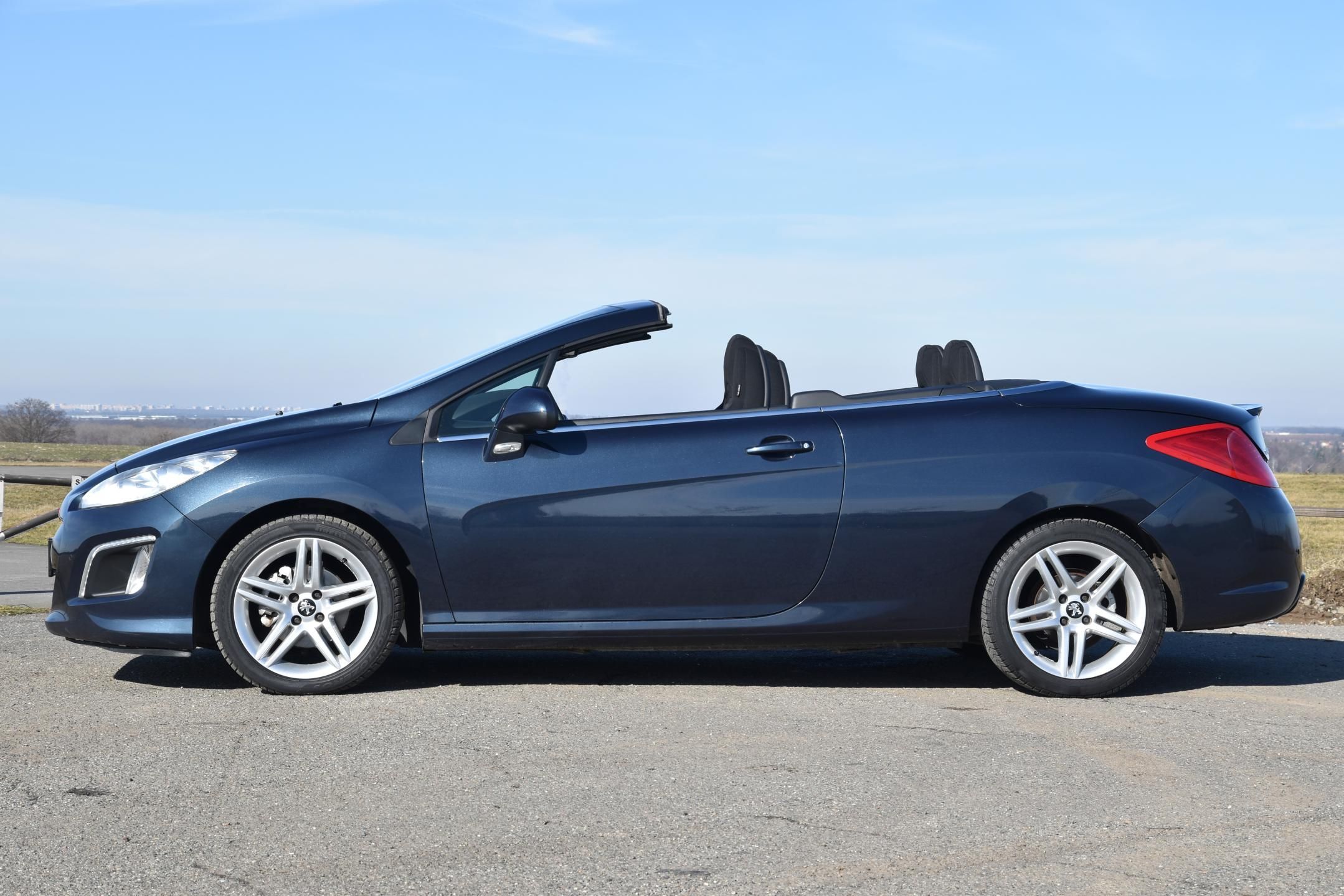Peugeot 308, 1.6 HDi 6st,NAV,KLIMA,TEMP,ALU - fotka 5