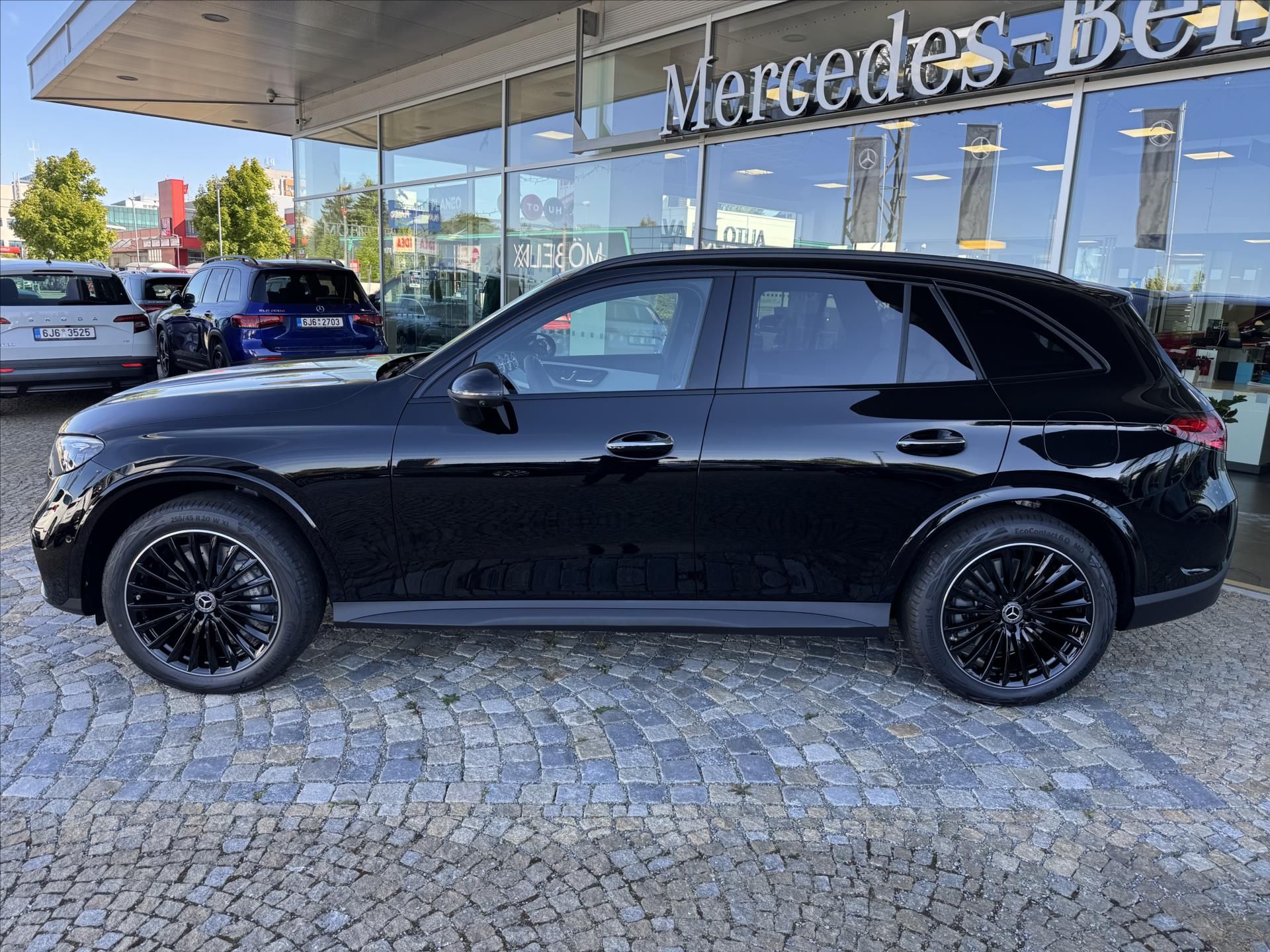 Mercedes-Benz GLC, GLC 300de 4M*AMG*NIGHT - fotka 3