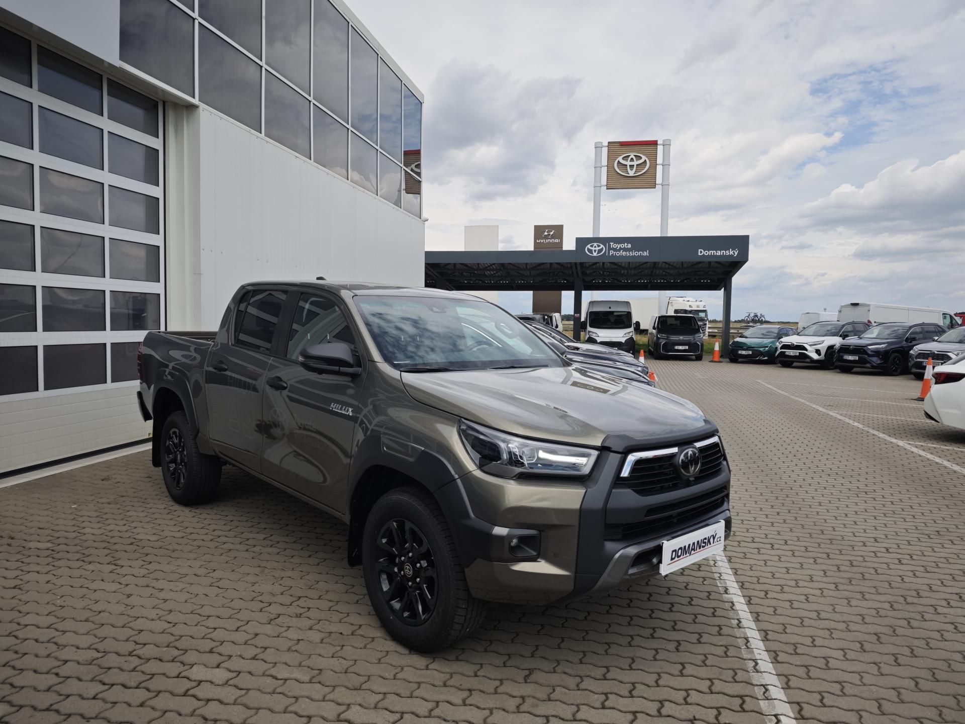 Toyota Hilux, 2.8 D (204 k), 4x4 Invincible - fotka 4