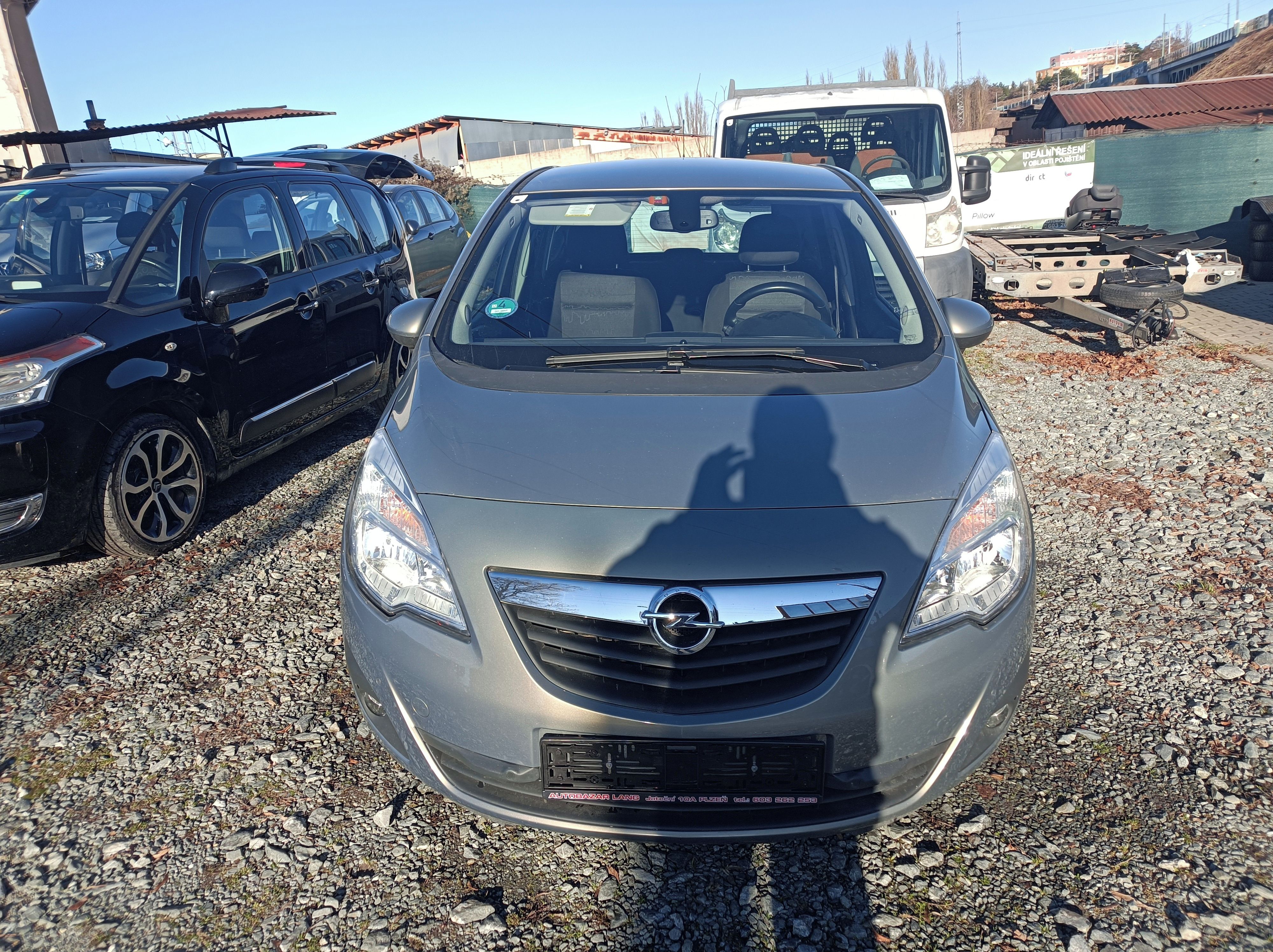 Opel Meriva, 1.4-88 kW,klima,r.13.s.kniha - fotka 2