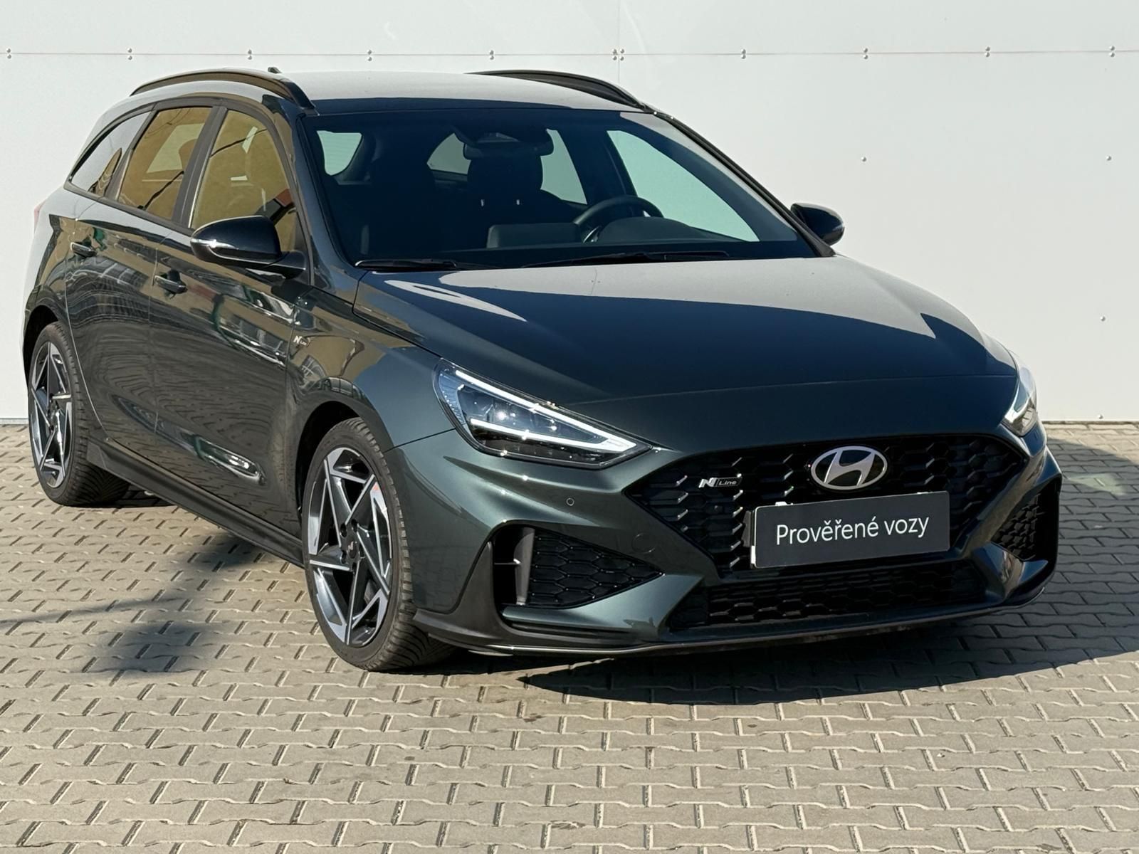 Hyundai i30, 1.5 T-GDI MHEV DCT N-Line - fotka 6