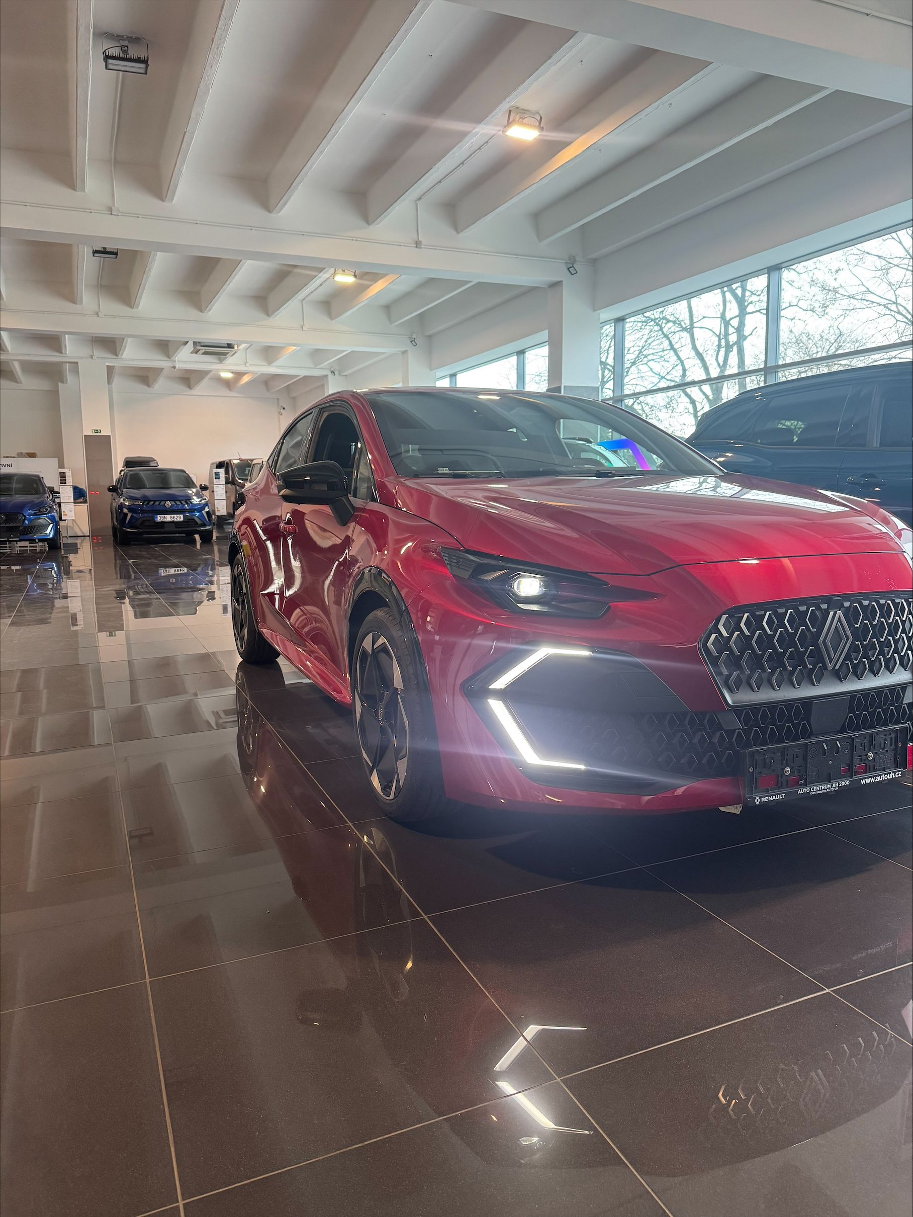 Renault Clio, techno full hybrid E-Tech 160 - fotka 2