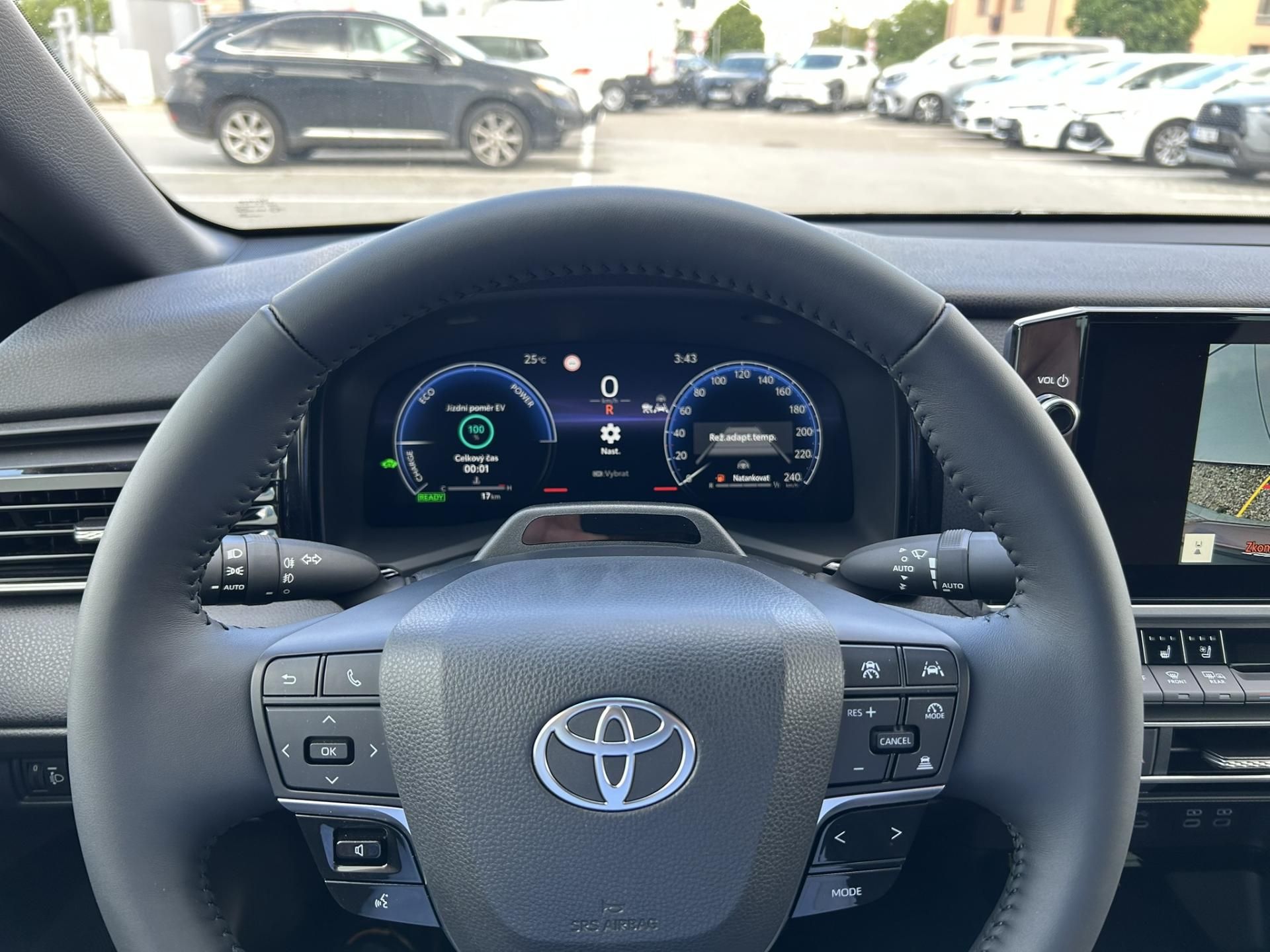 Toyota Camry, PRESTIGE 2.5 HEV AT - fotka 6